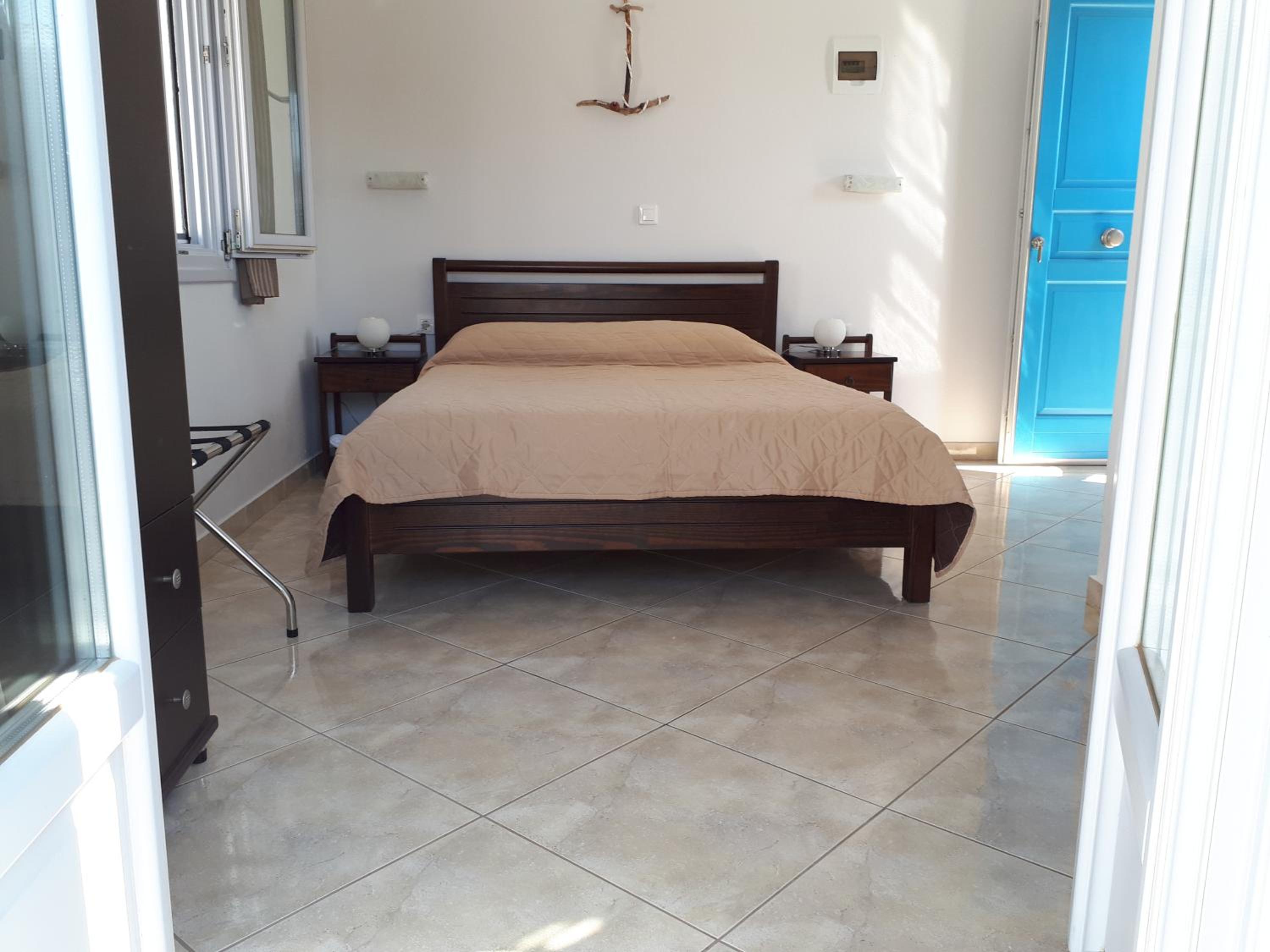 Double or Twin Room - Photo 10