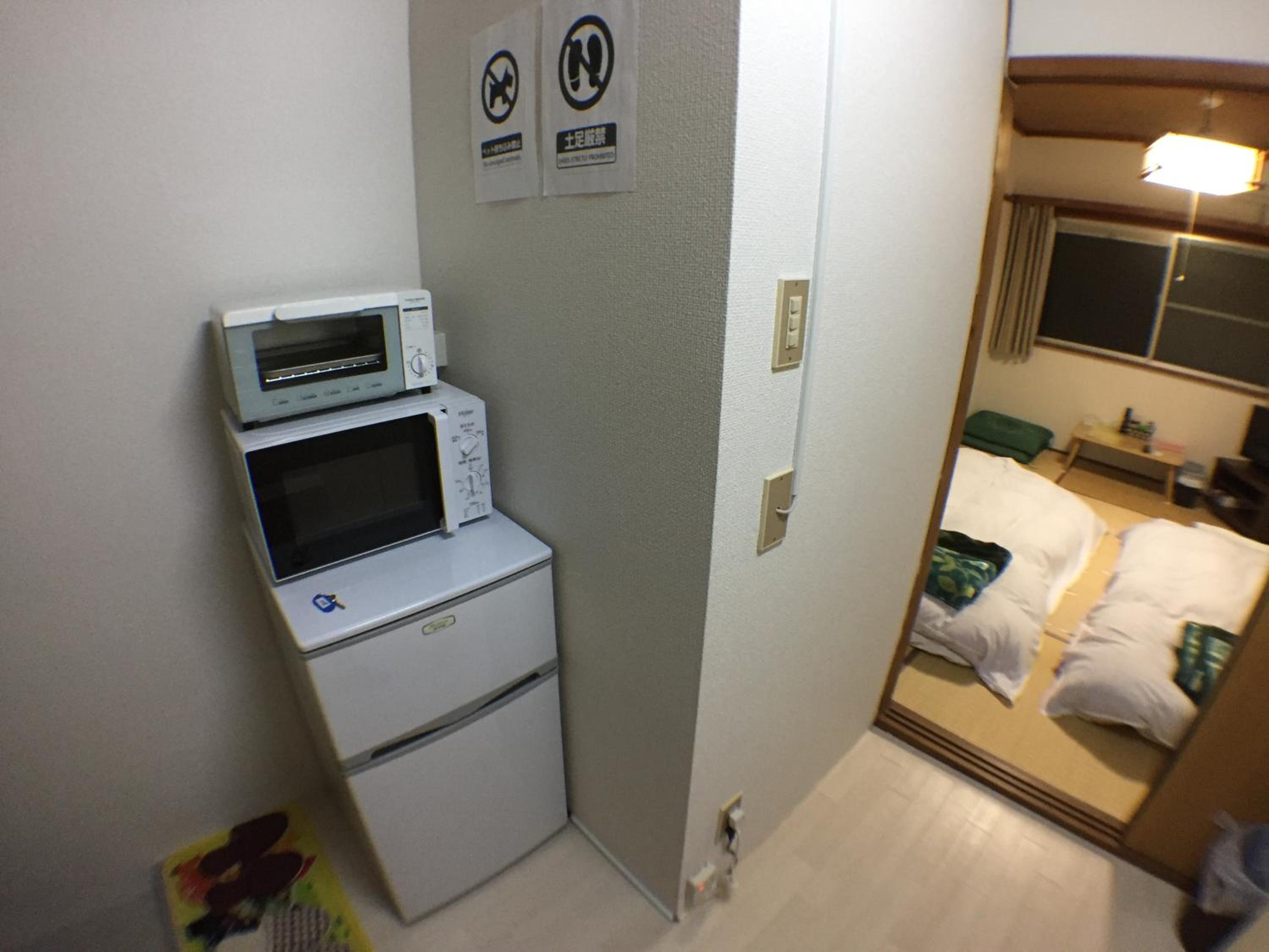 One-Bedroom Apartment - Photo 15