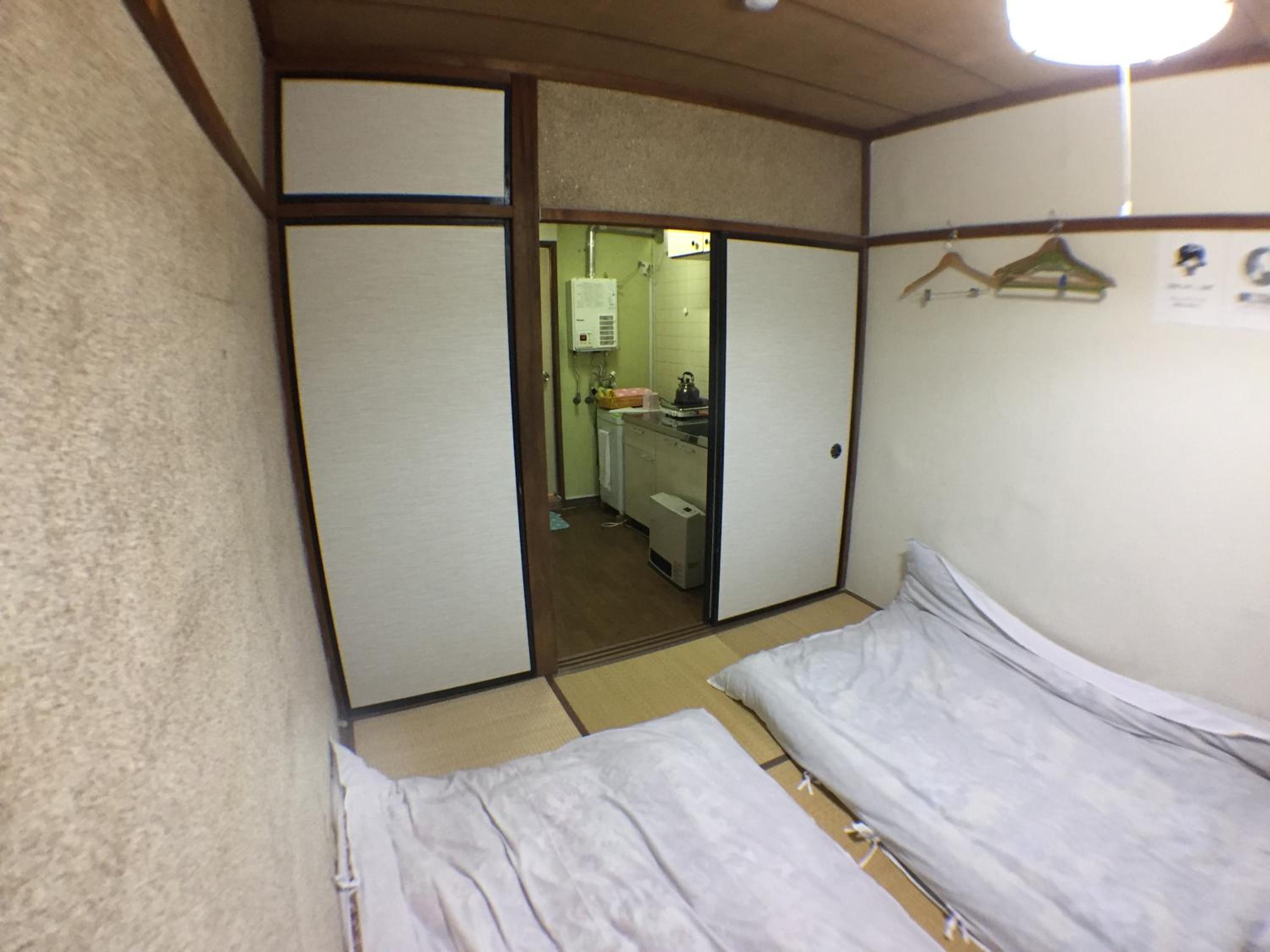 One-Bedroom Apartment - Photo 4