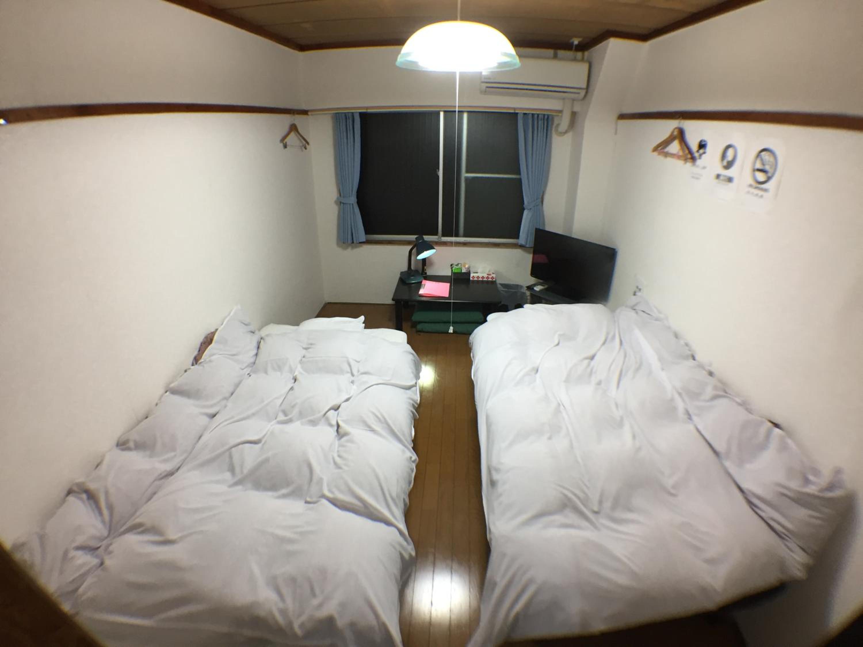 One-Bedroom Apartment - Photo 8