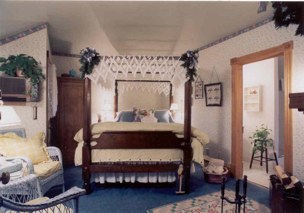 Queen Room photo 3