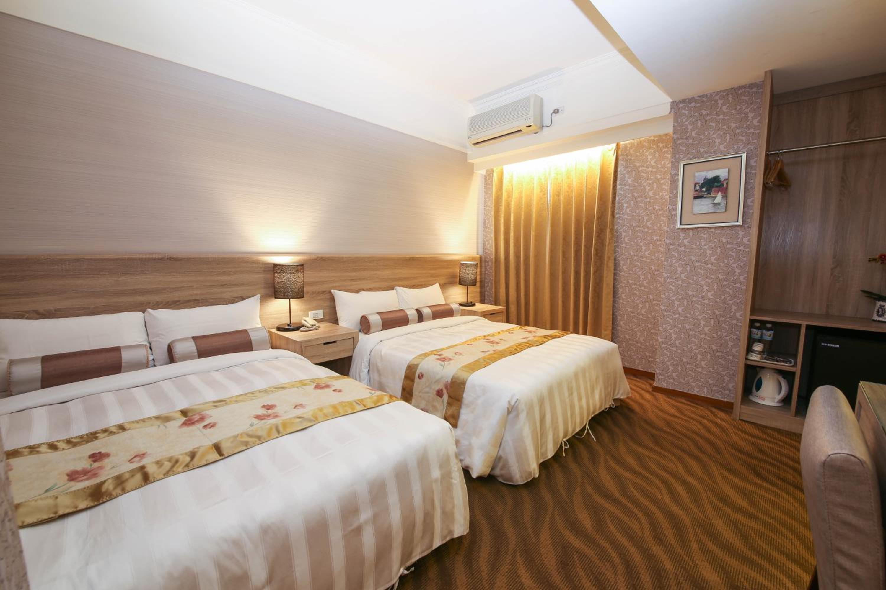 Quadruple Room photo 3