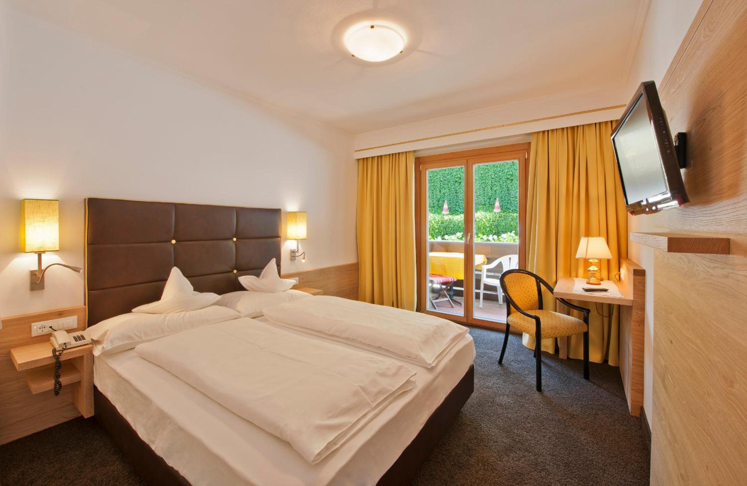 Superior Double Room with Balcony