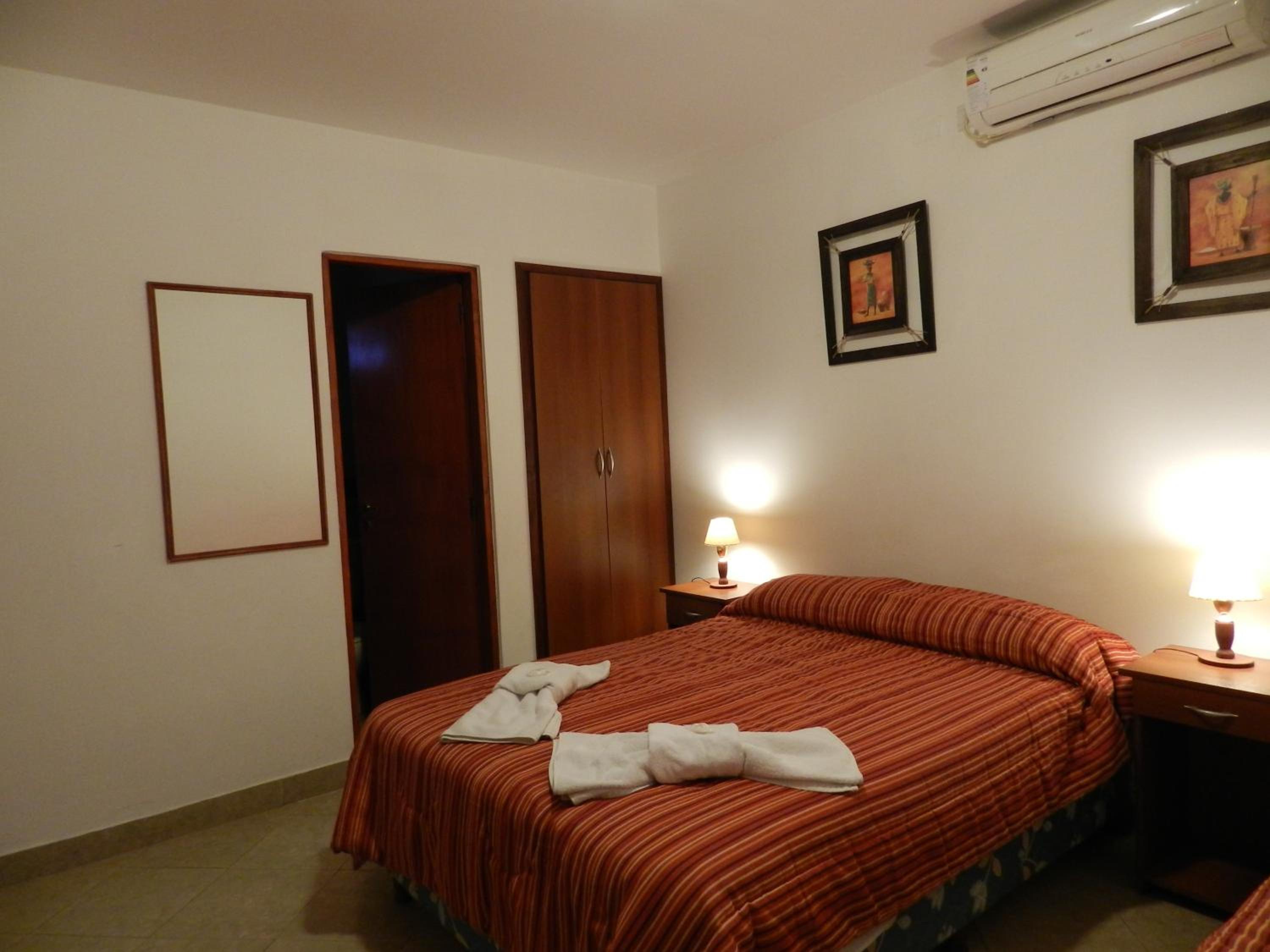 Double or Twin Room photo 2