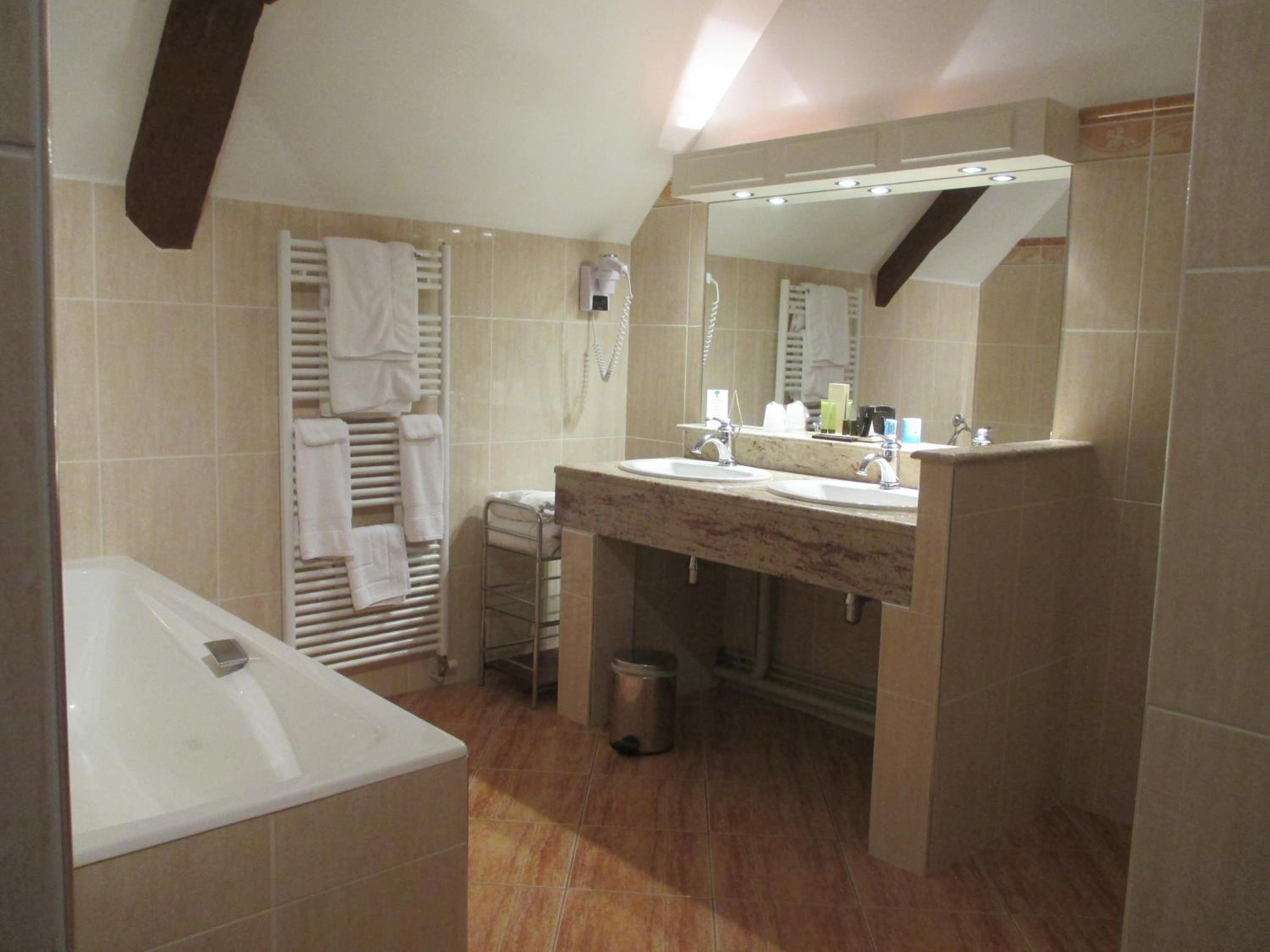 Superior Double Room photo 3