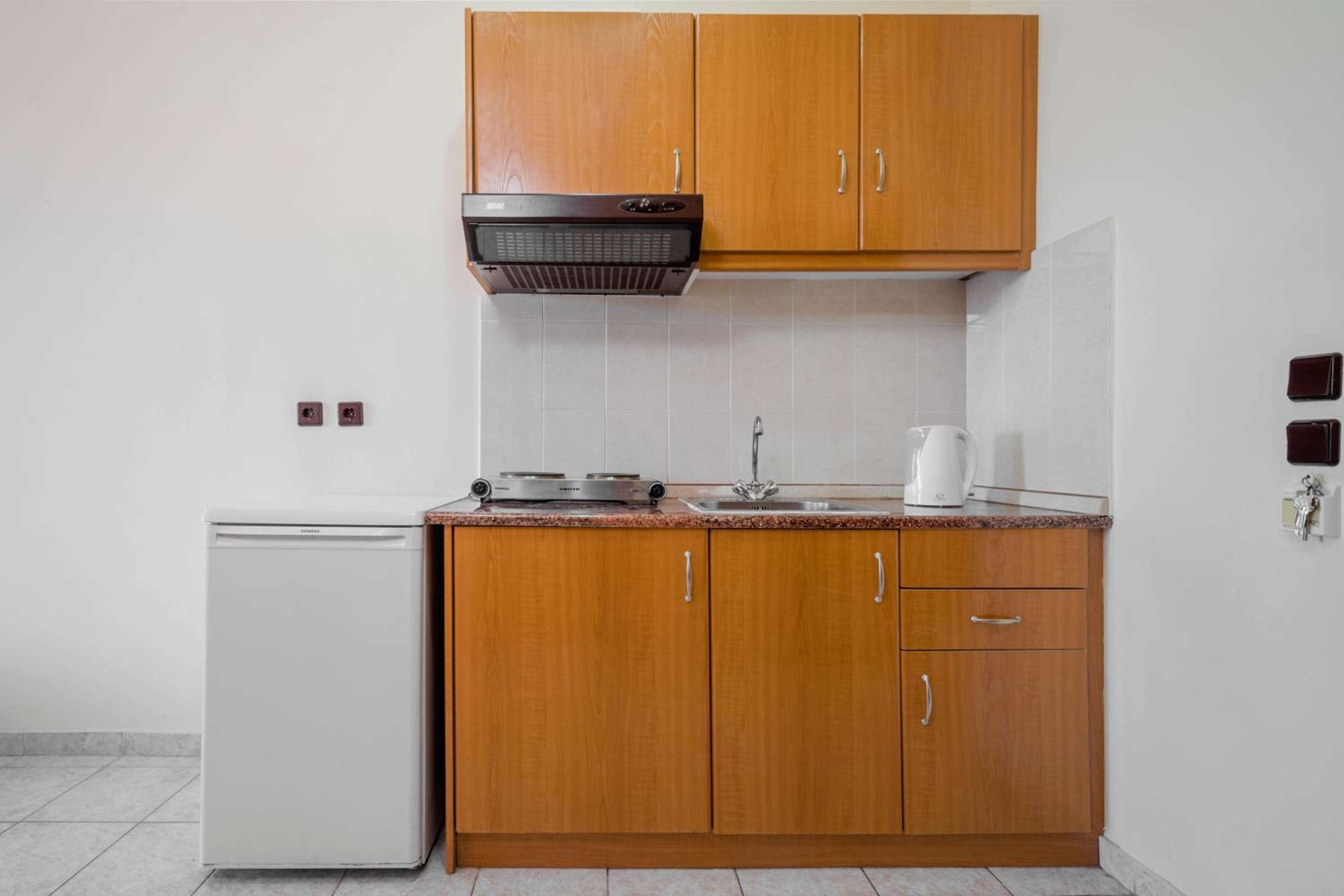 Studio (2 Adults) - Photo 4