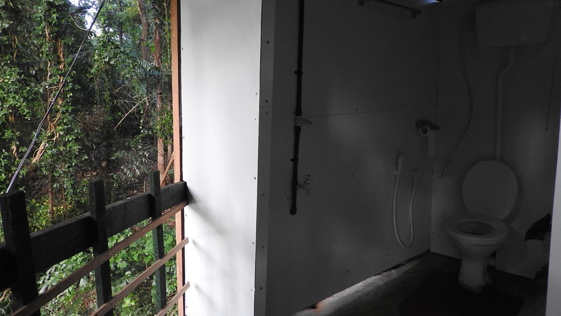 OLD SCHOOL Tree House with River View photo 2