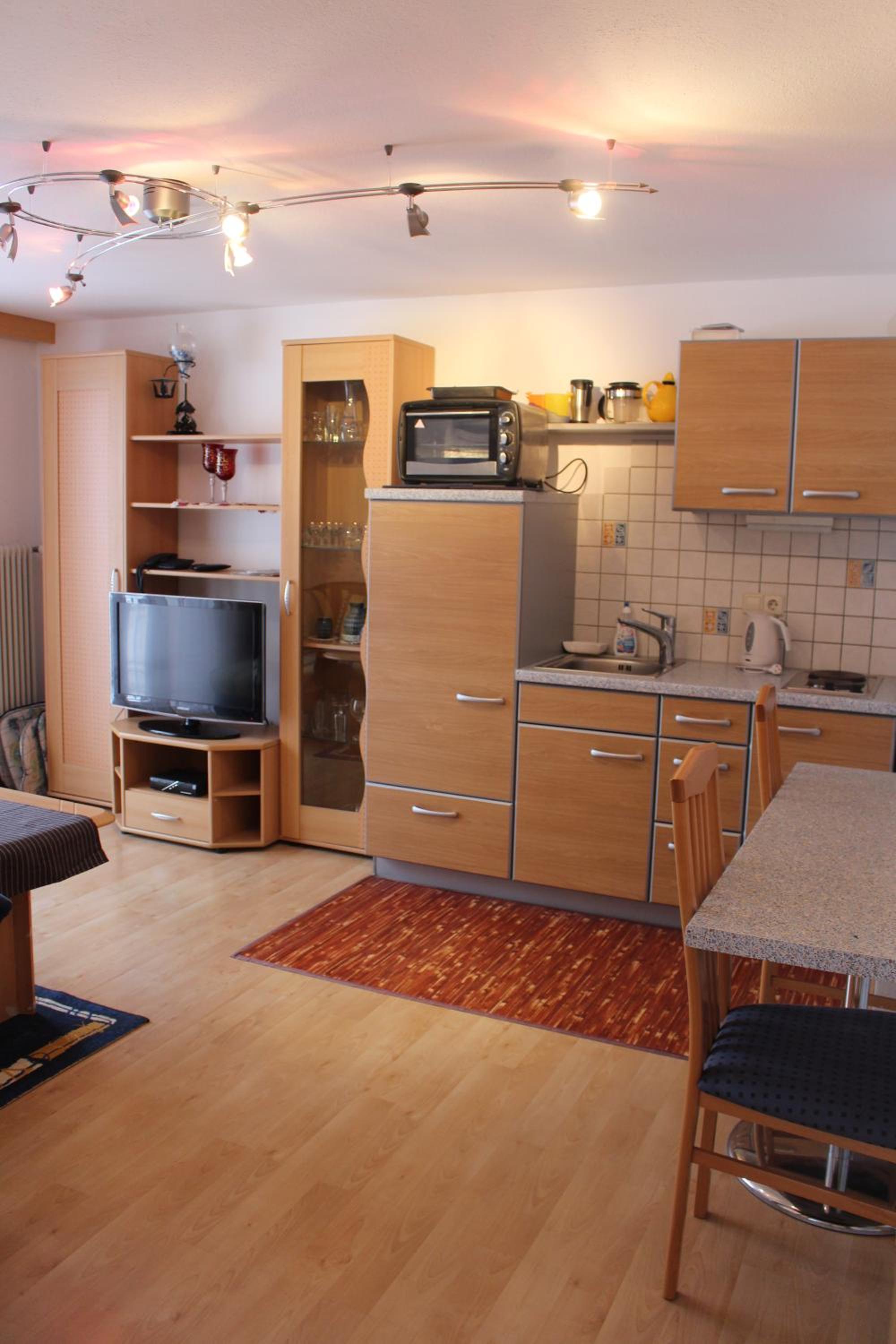 Apartment photo 2