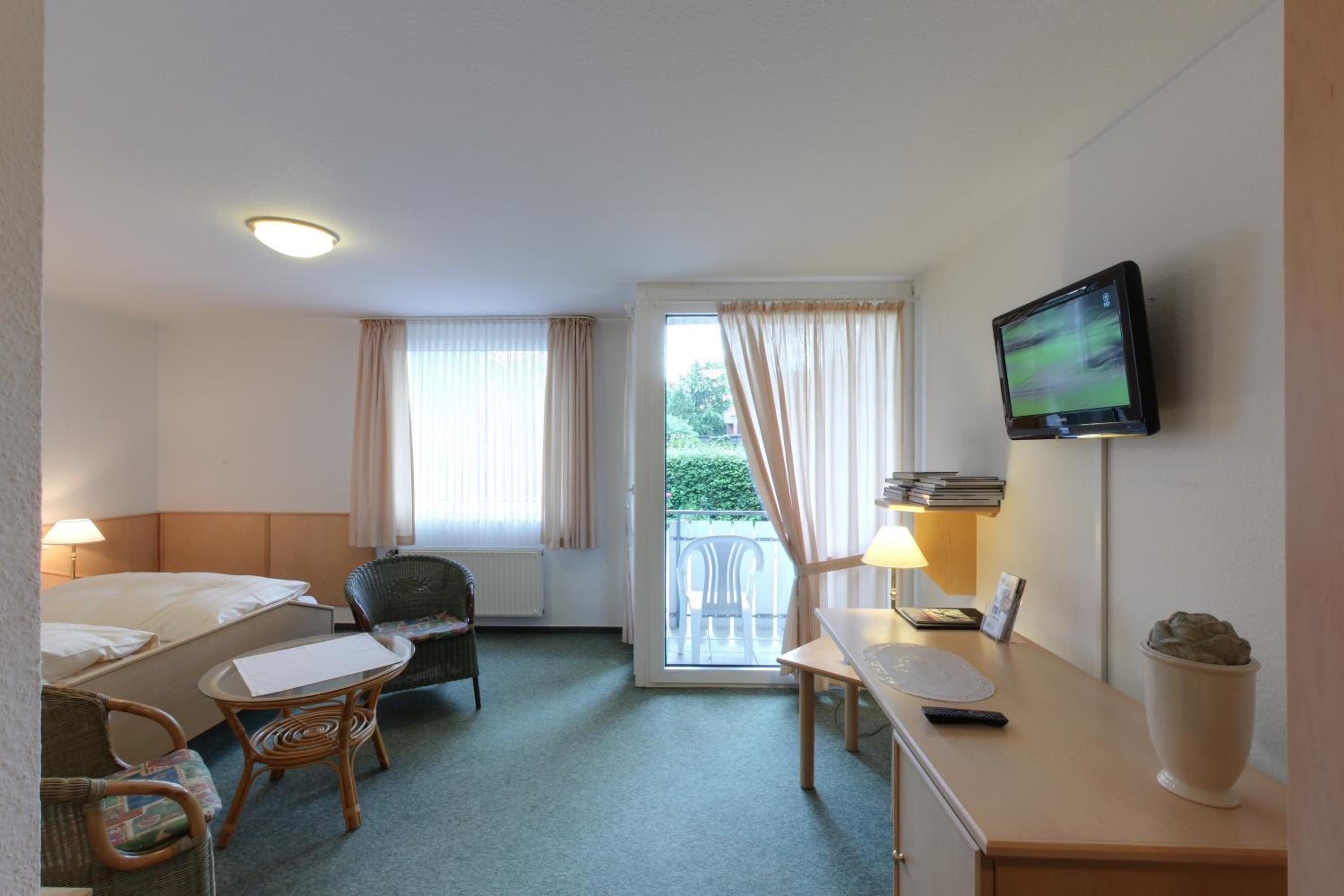 Double Room - Photo 3