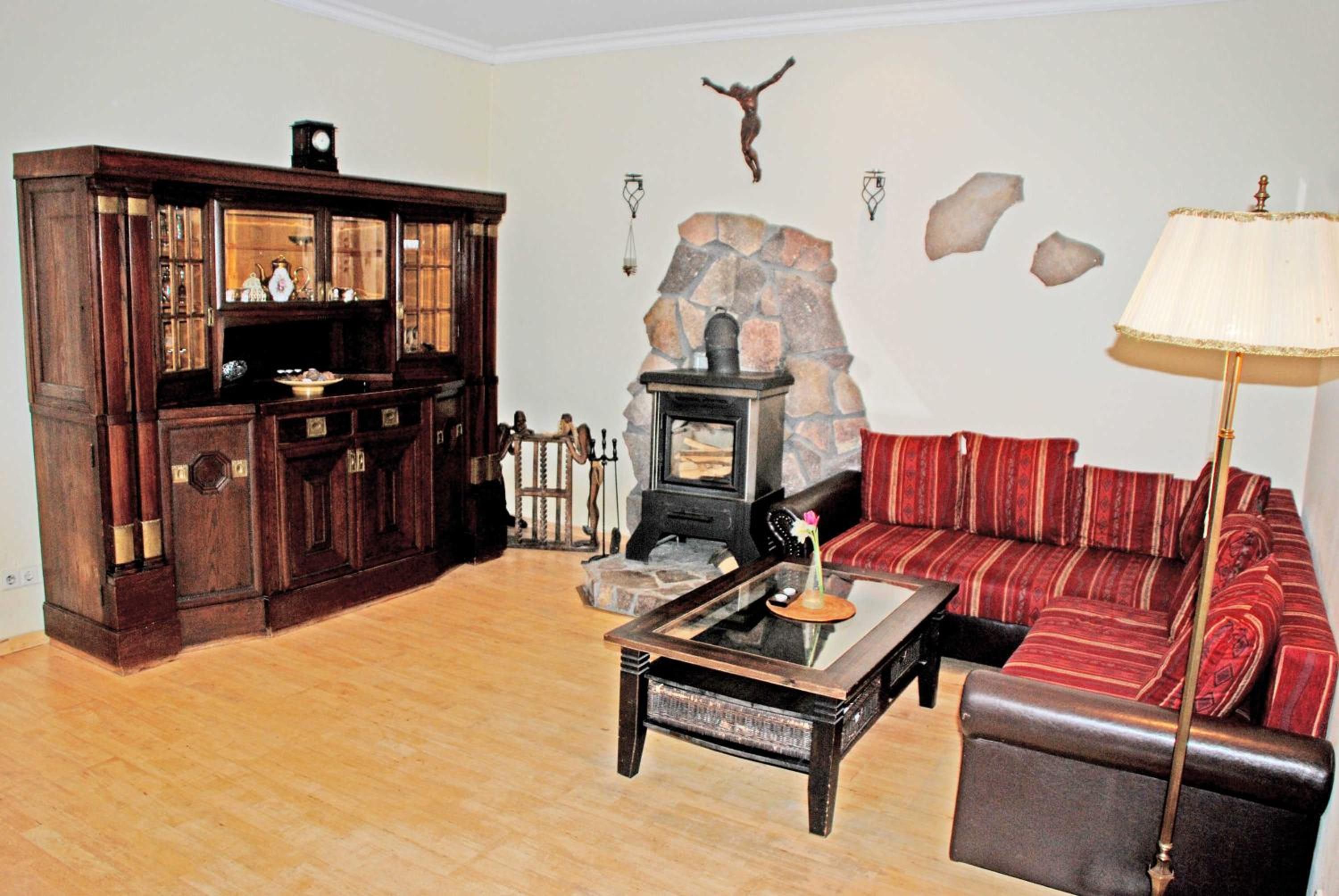 One-Bedroom Apartment with Terrace