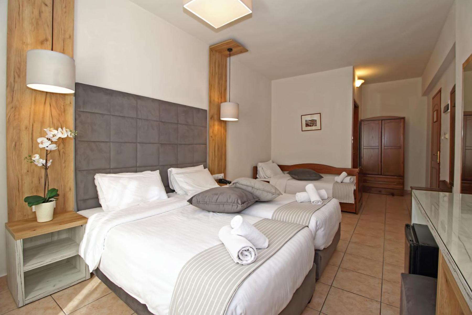 Triple Room photo 2