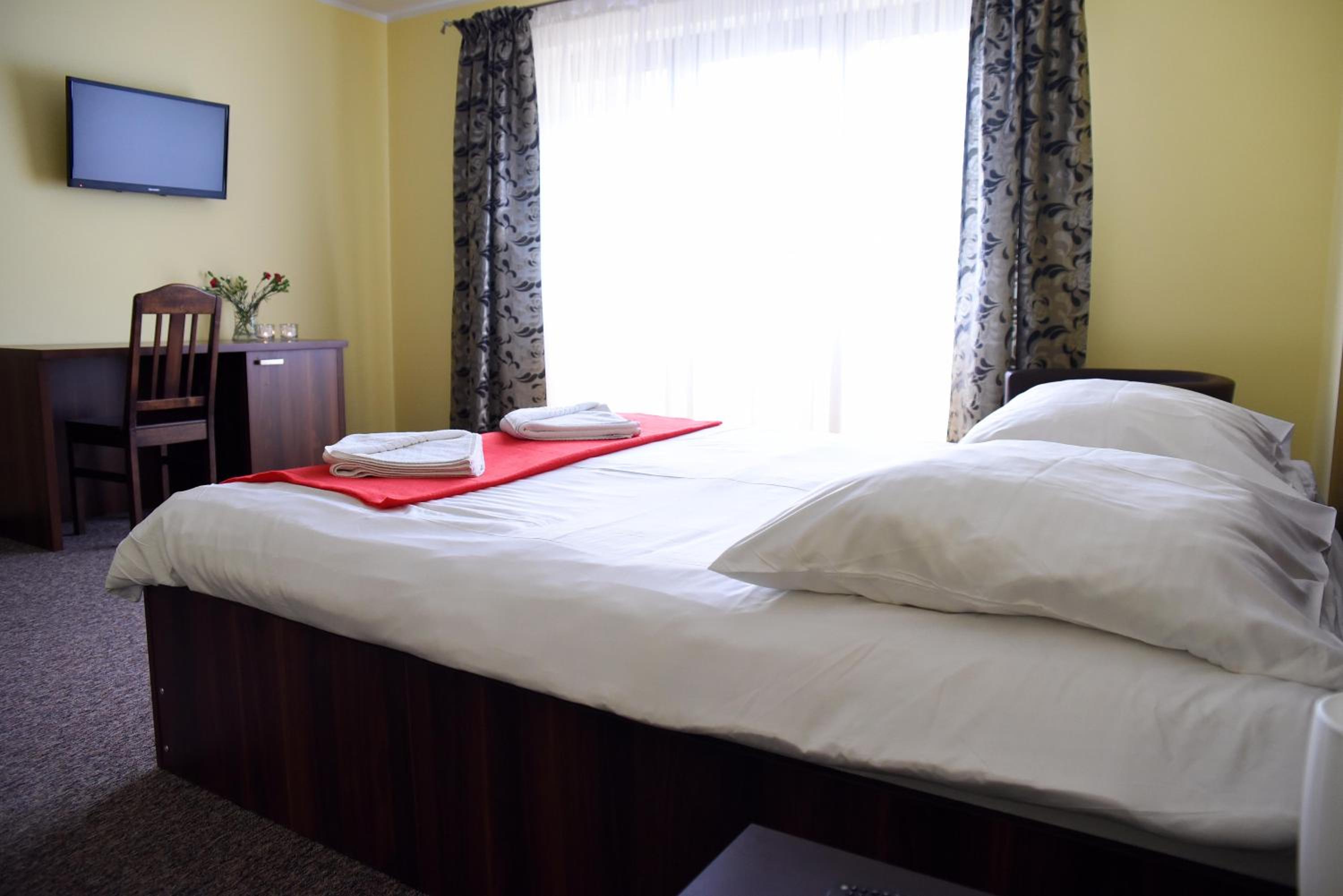 Deluxe Suite with Spa Bath