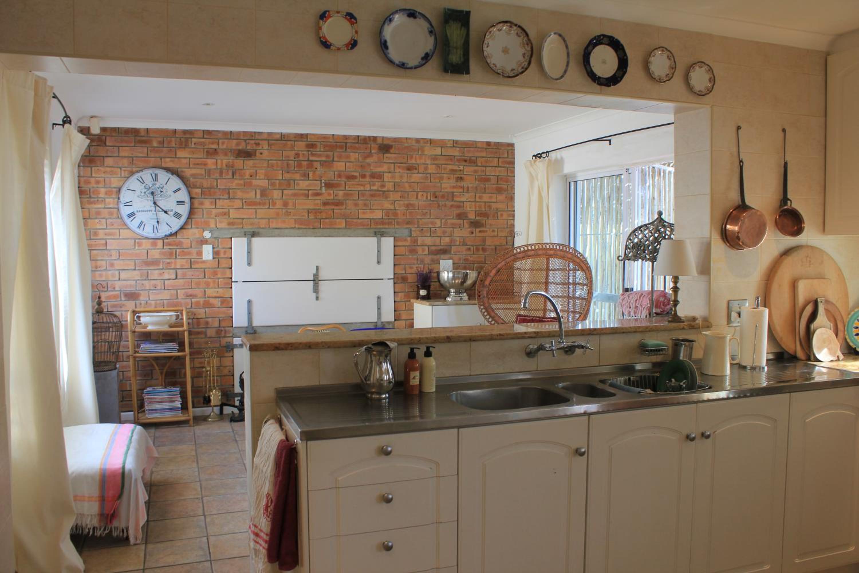 Two-Bedroom House photo 2