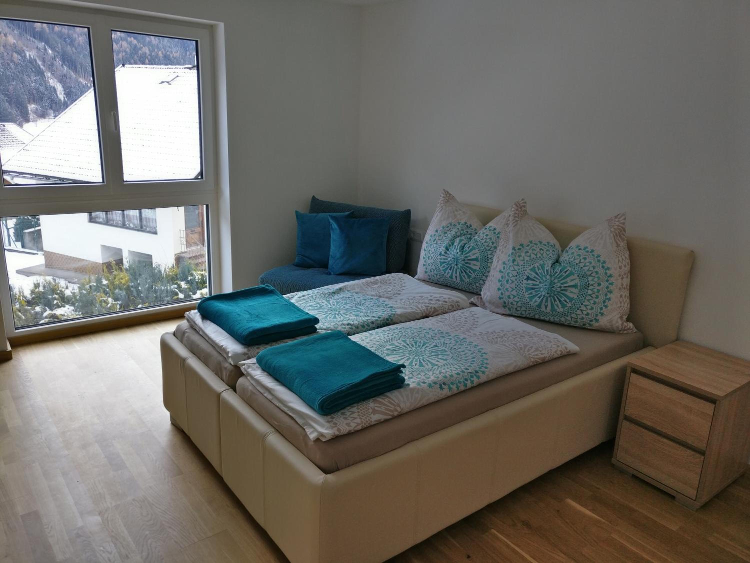 Apartment with Mountain View photo 1