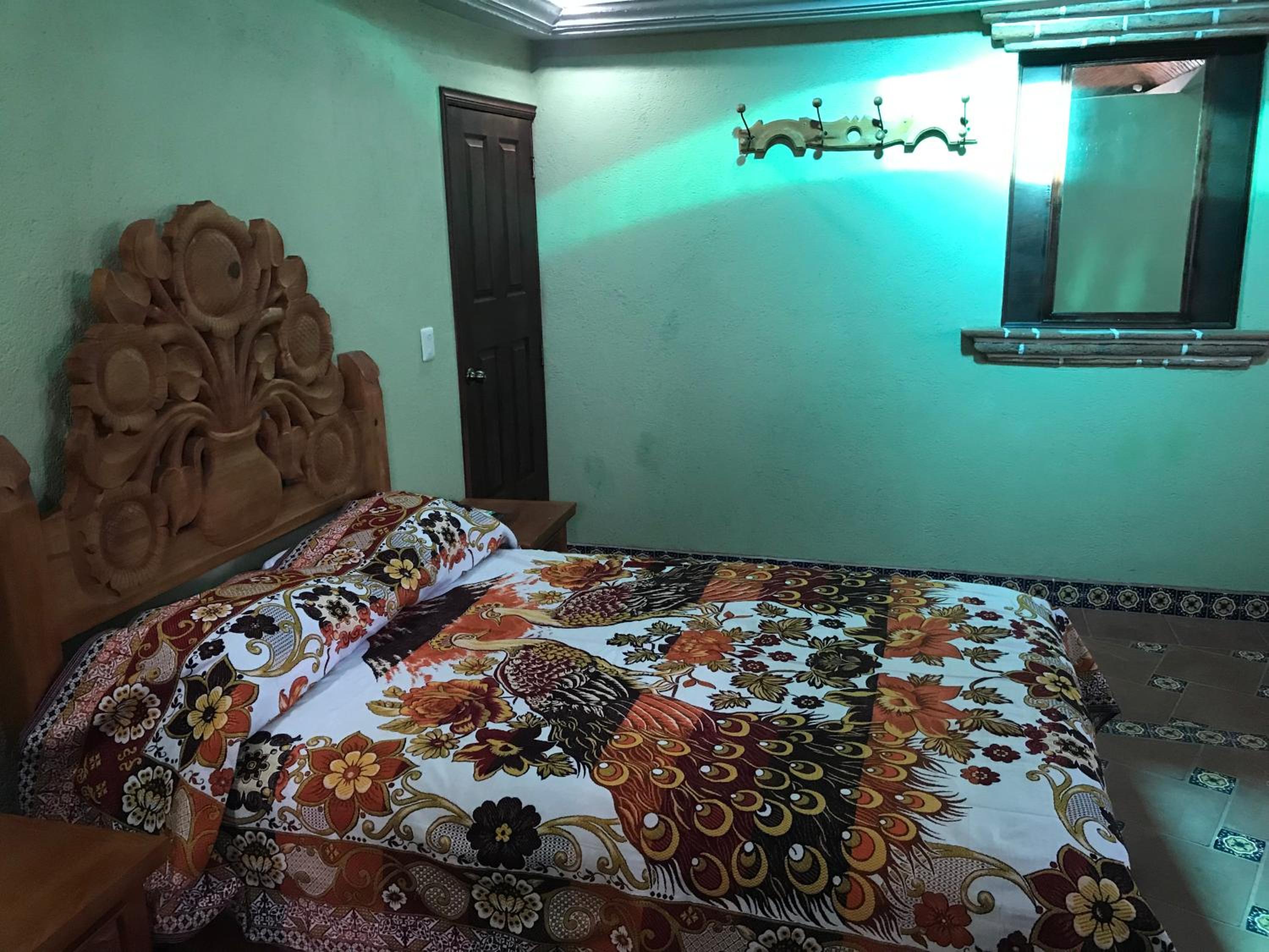 Standard Double Room - Photo 7