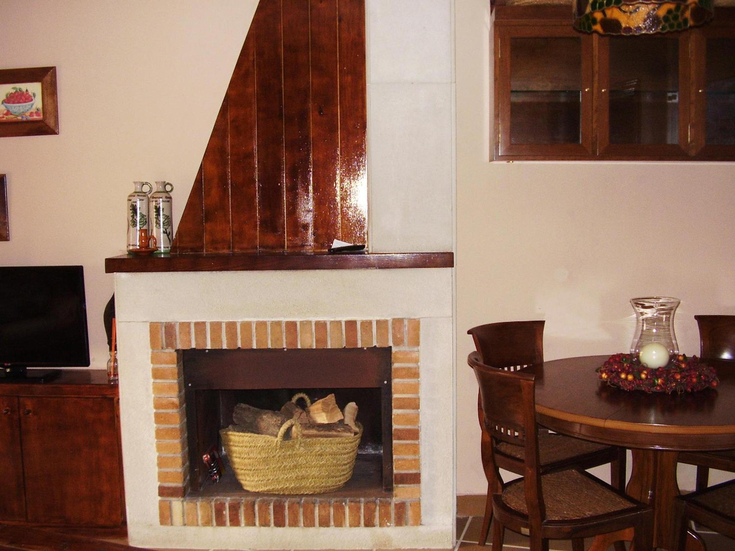 Two-Bedroom Townhouse - Photo 14
