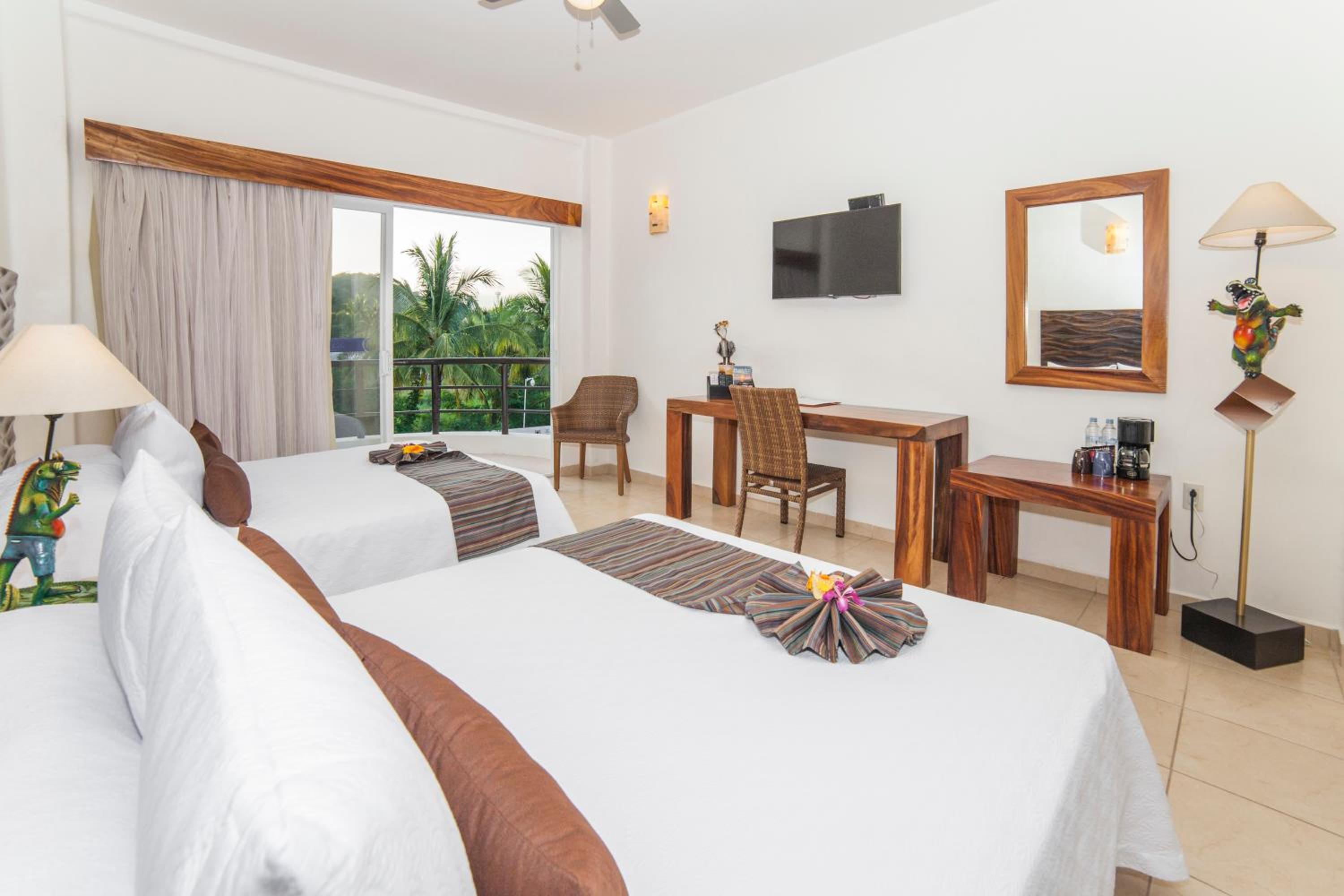 Habitación Doble Estándar con Vista a la Montaña