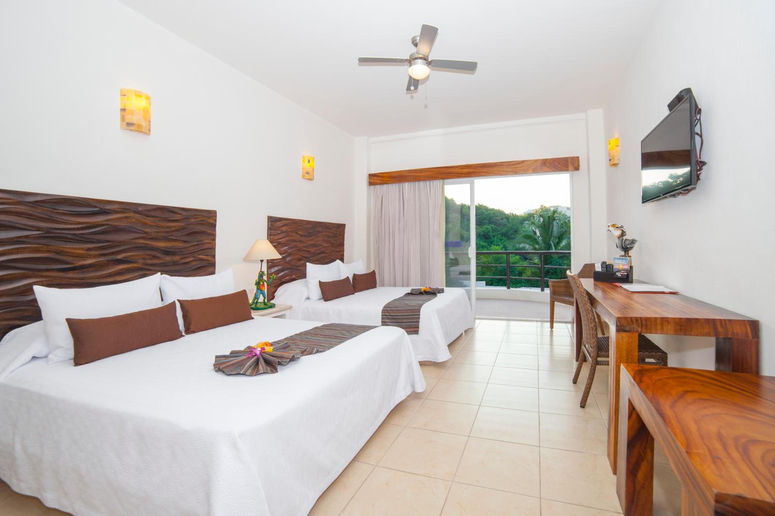 Standard Double Room with Mountain View photo 2