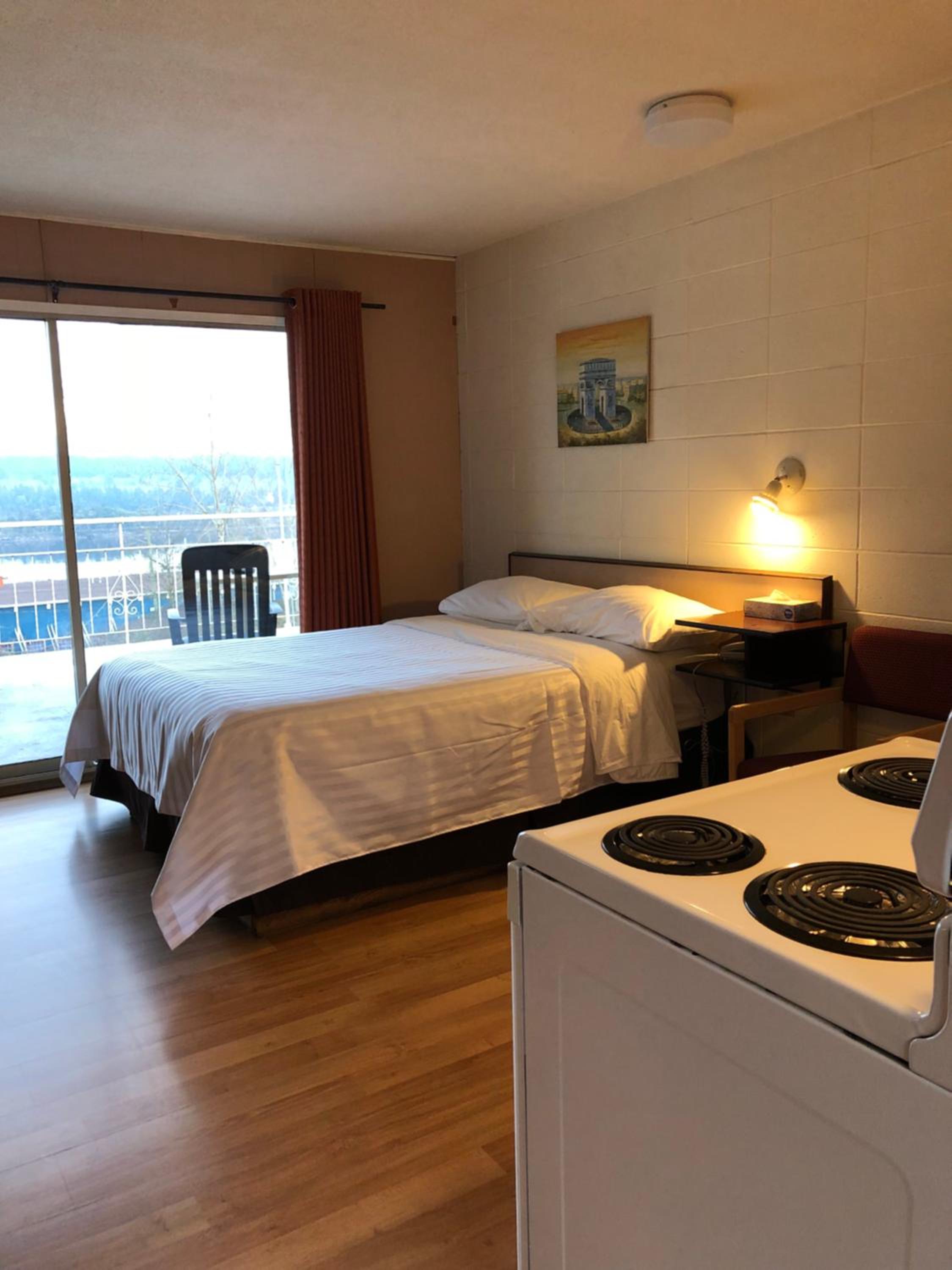 Studio Apartment with Sea View photo 1