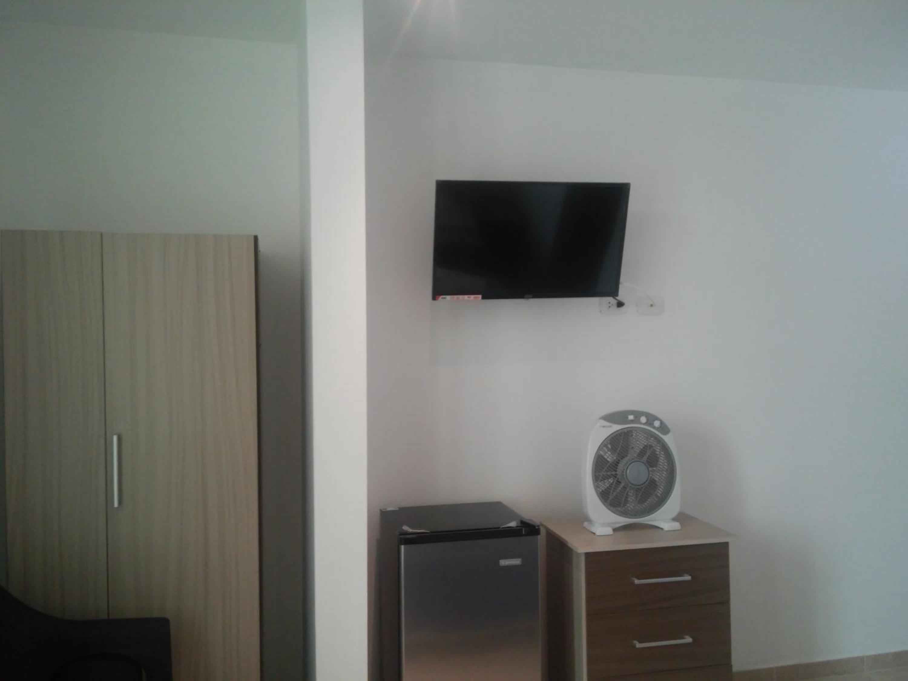 Double Room with Private Bathroom photo 2