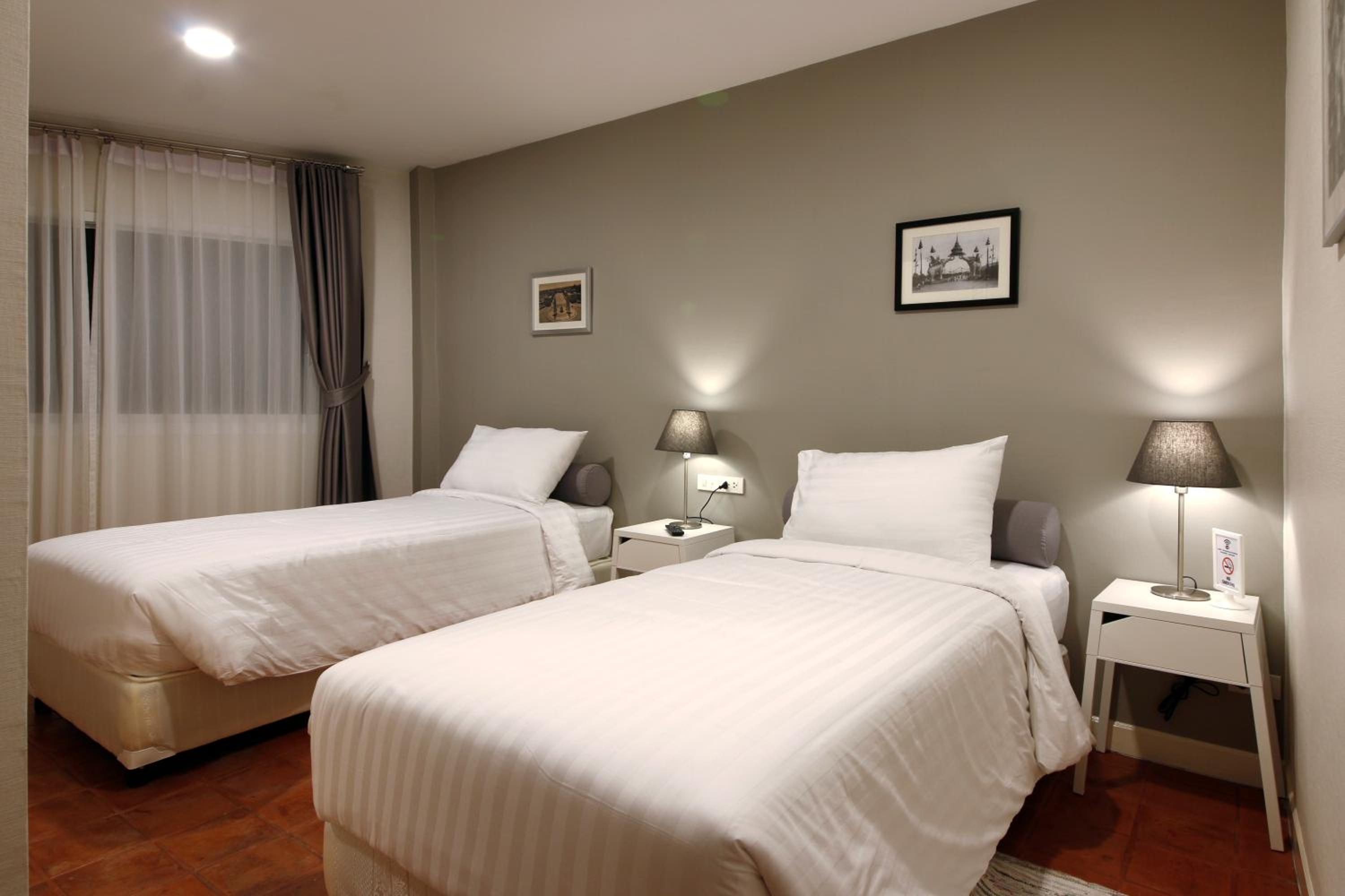 Standard Twin Room photo 2