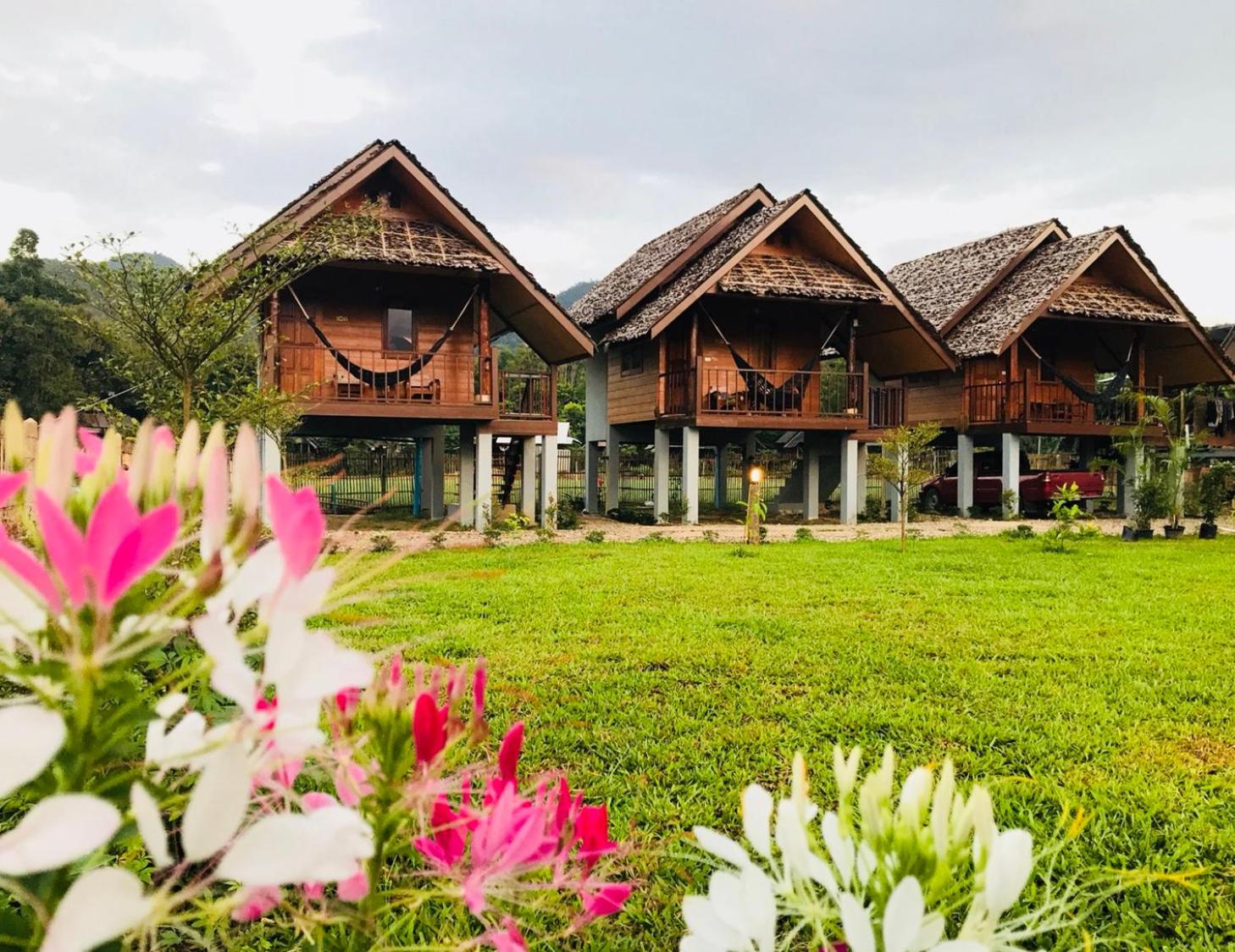 Double Room with Mountain View with Fan - Photo 24