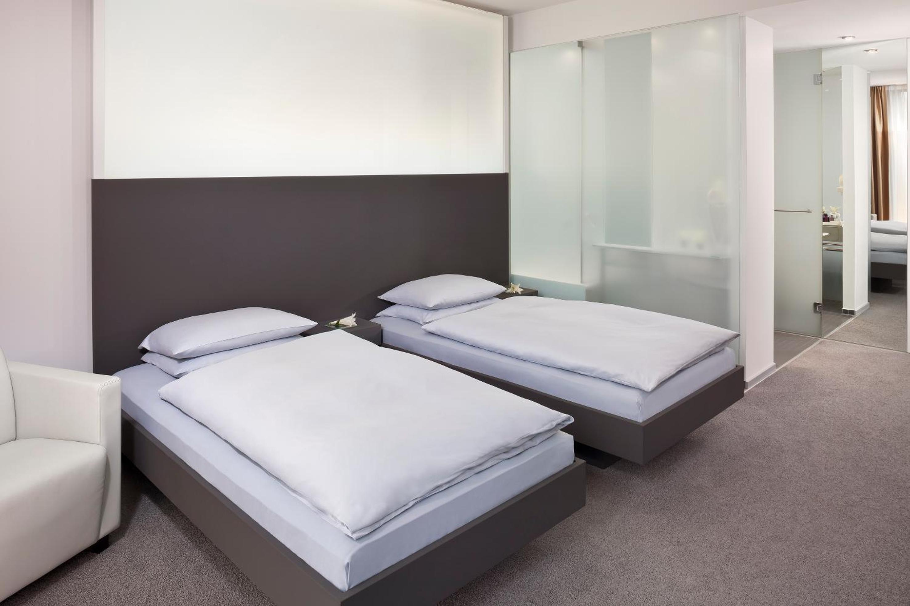 The INNSIDE Room