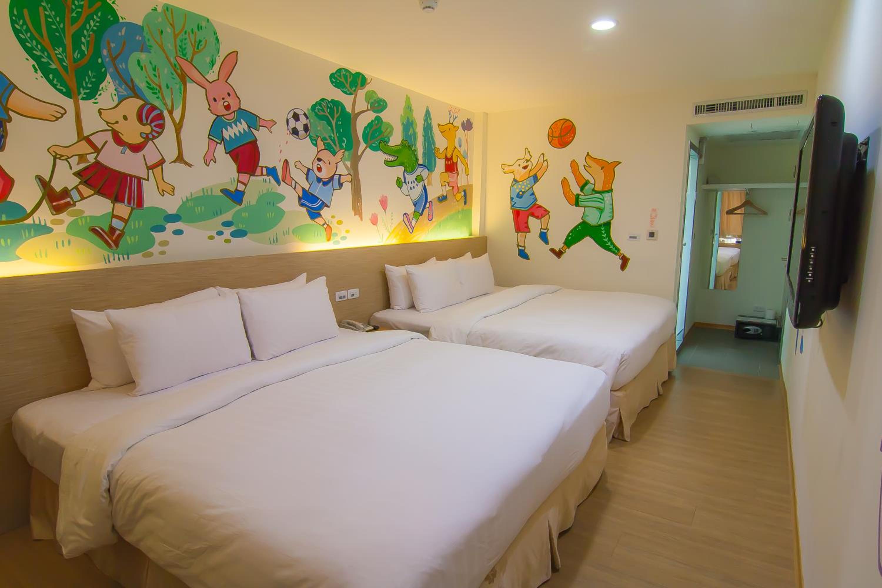 Quadruple Room with Parking photo 1