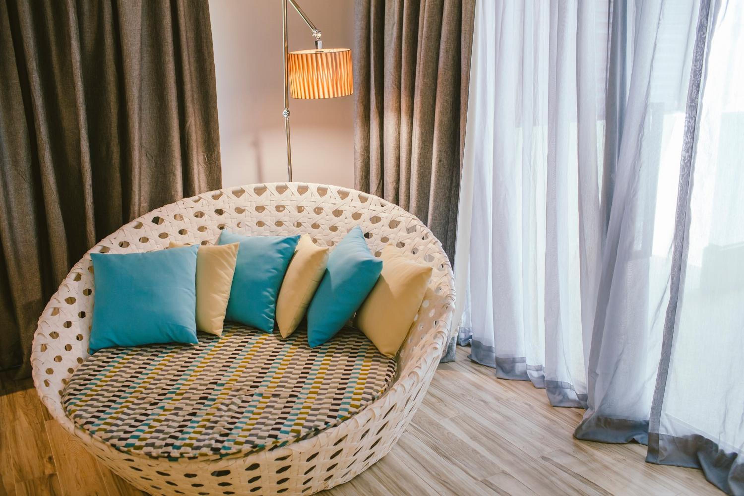 Sunny Deluxe Seaview - Photo 3