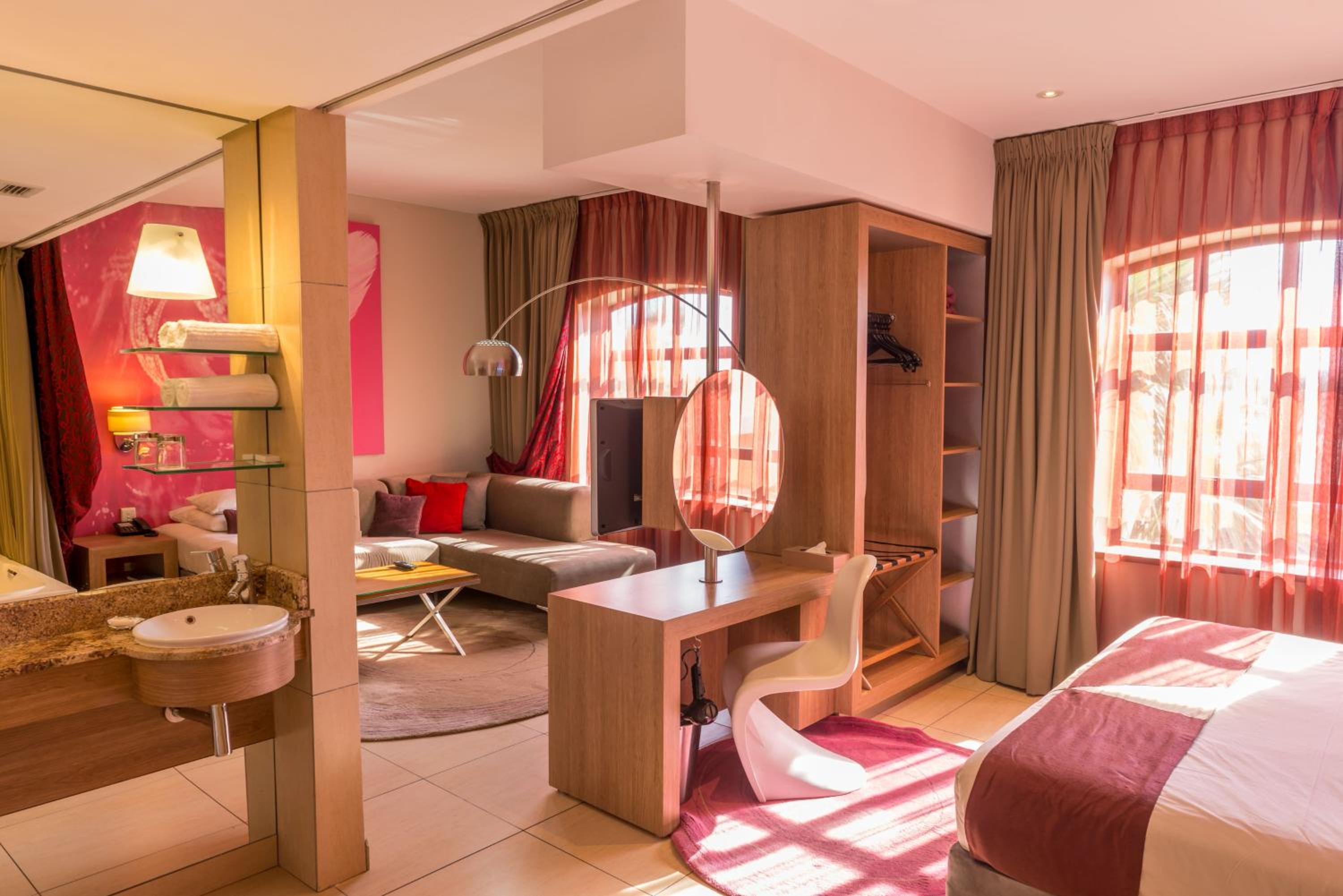 Executive Suite photo 3