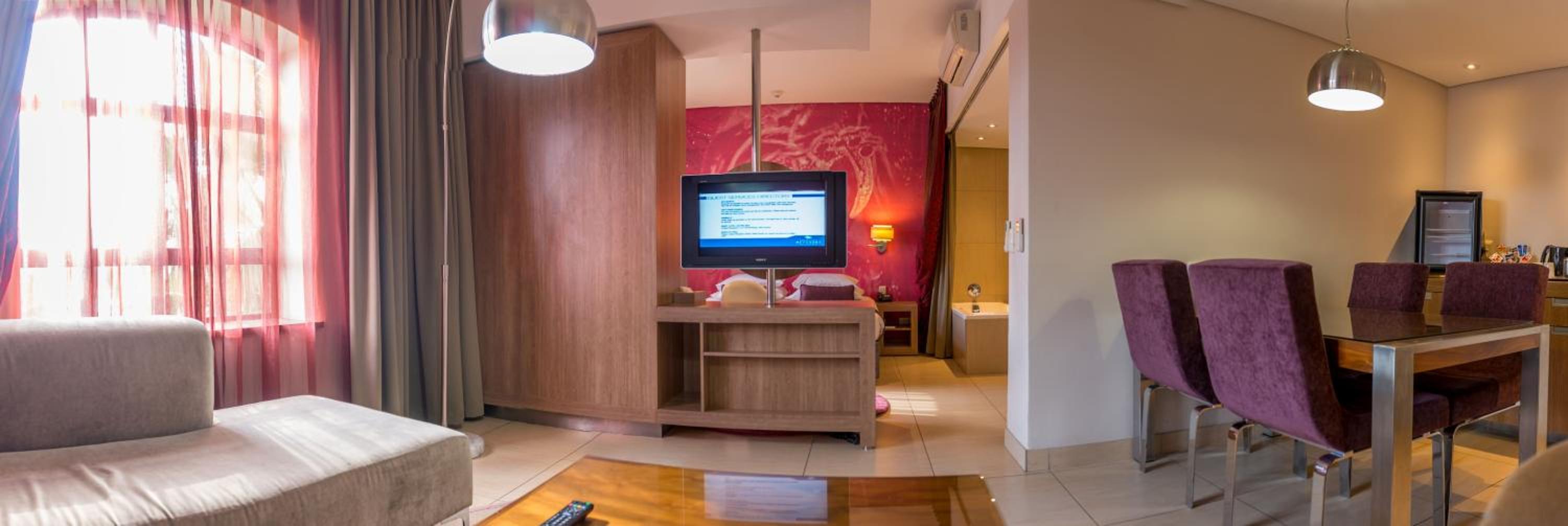 Executive Suite photo 2