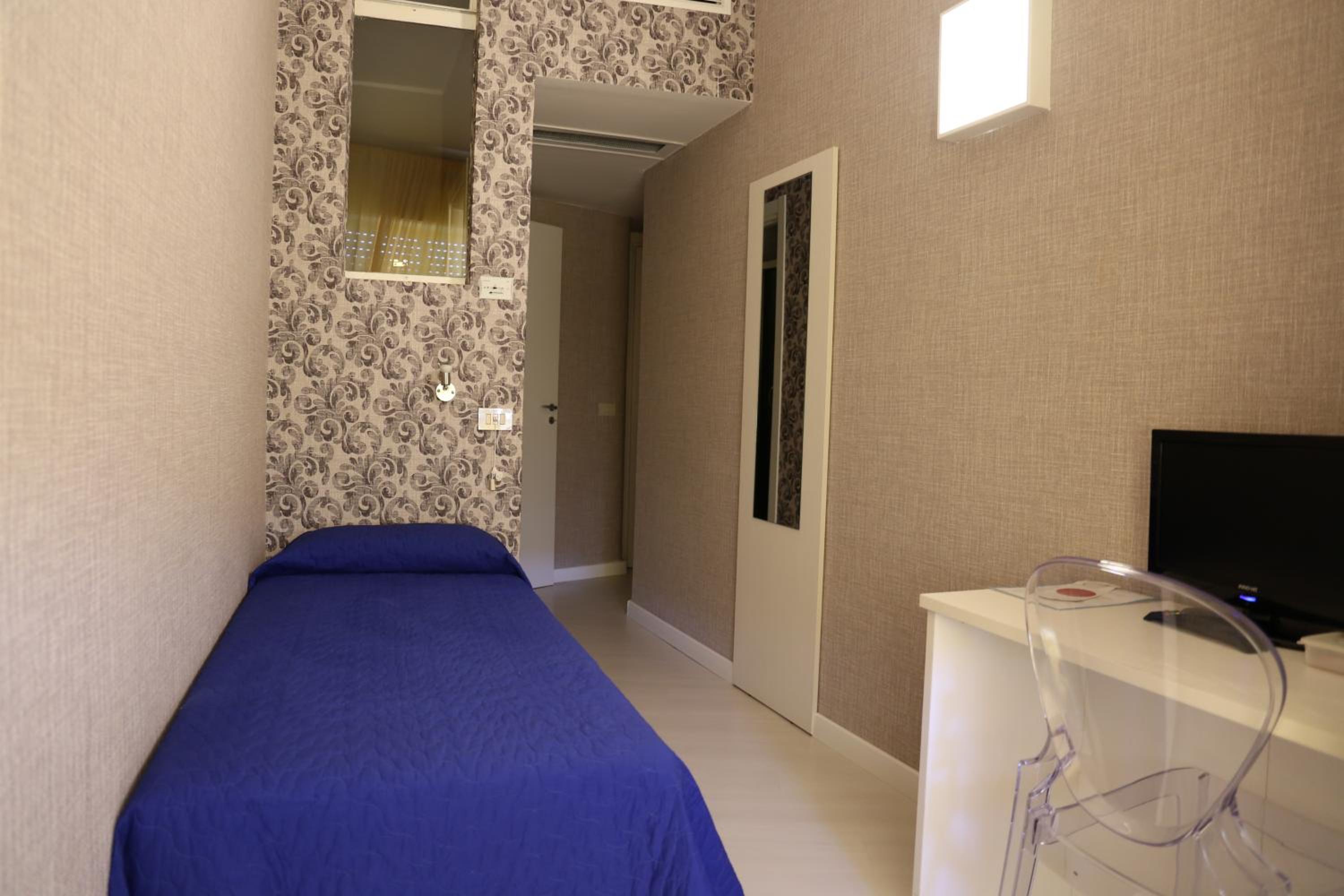 Single Room photo 1