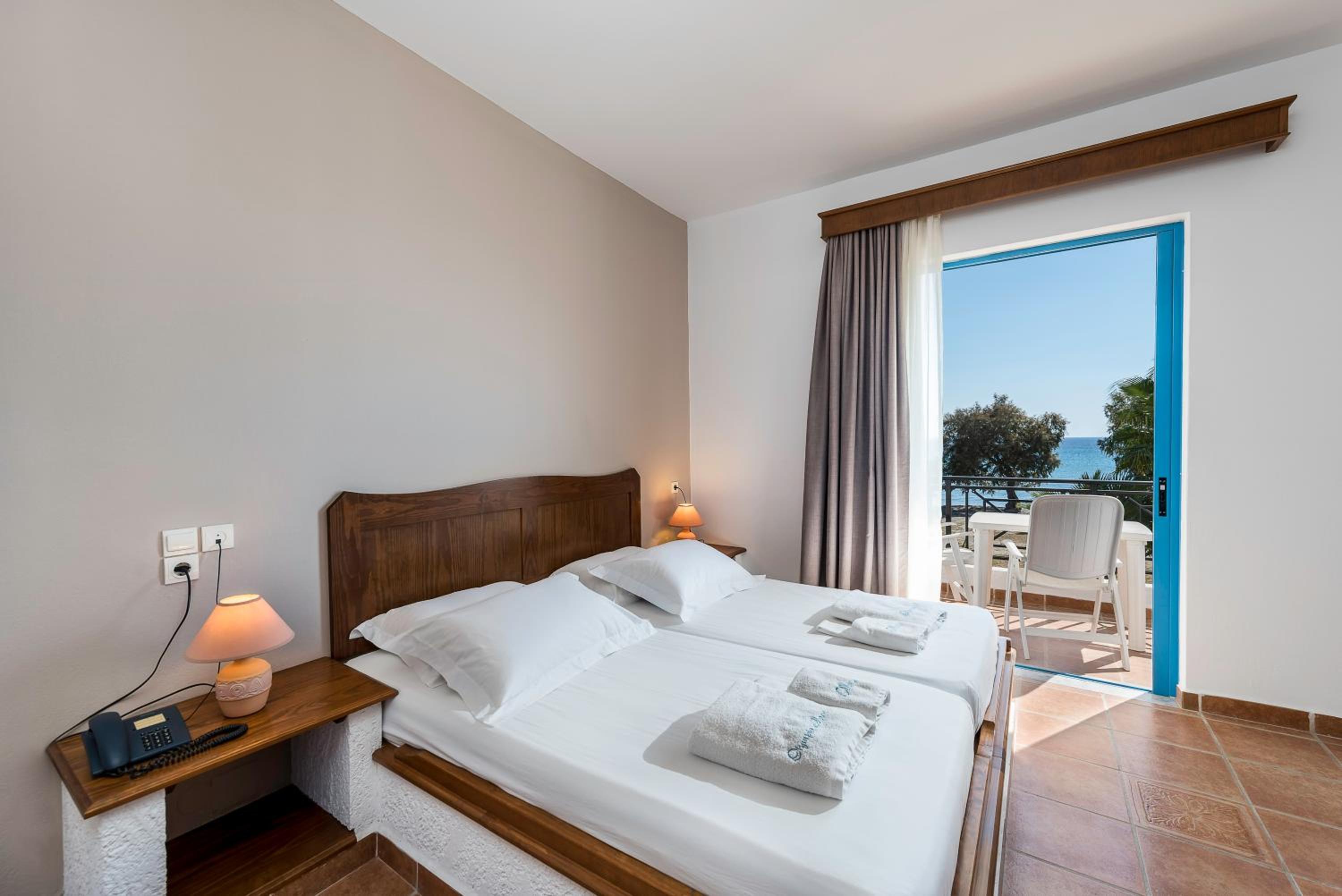 One Bedroom Apartment with Sea View