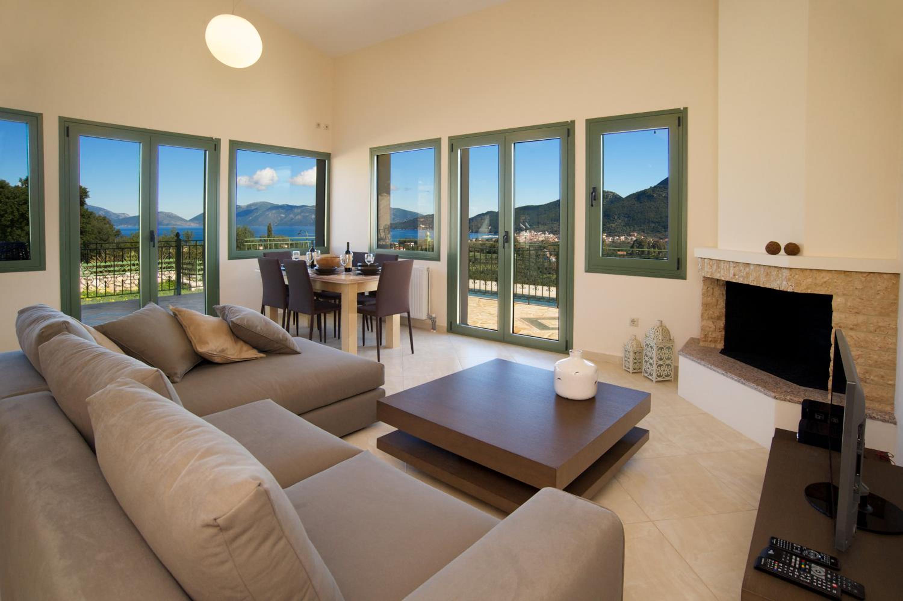 Villa com Piscina Privada