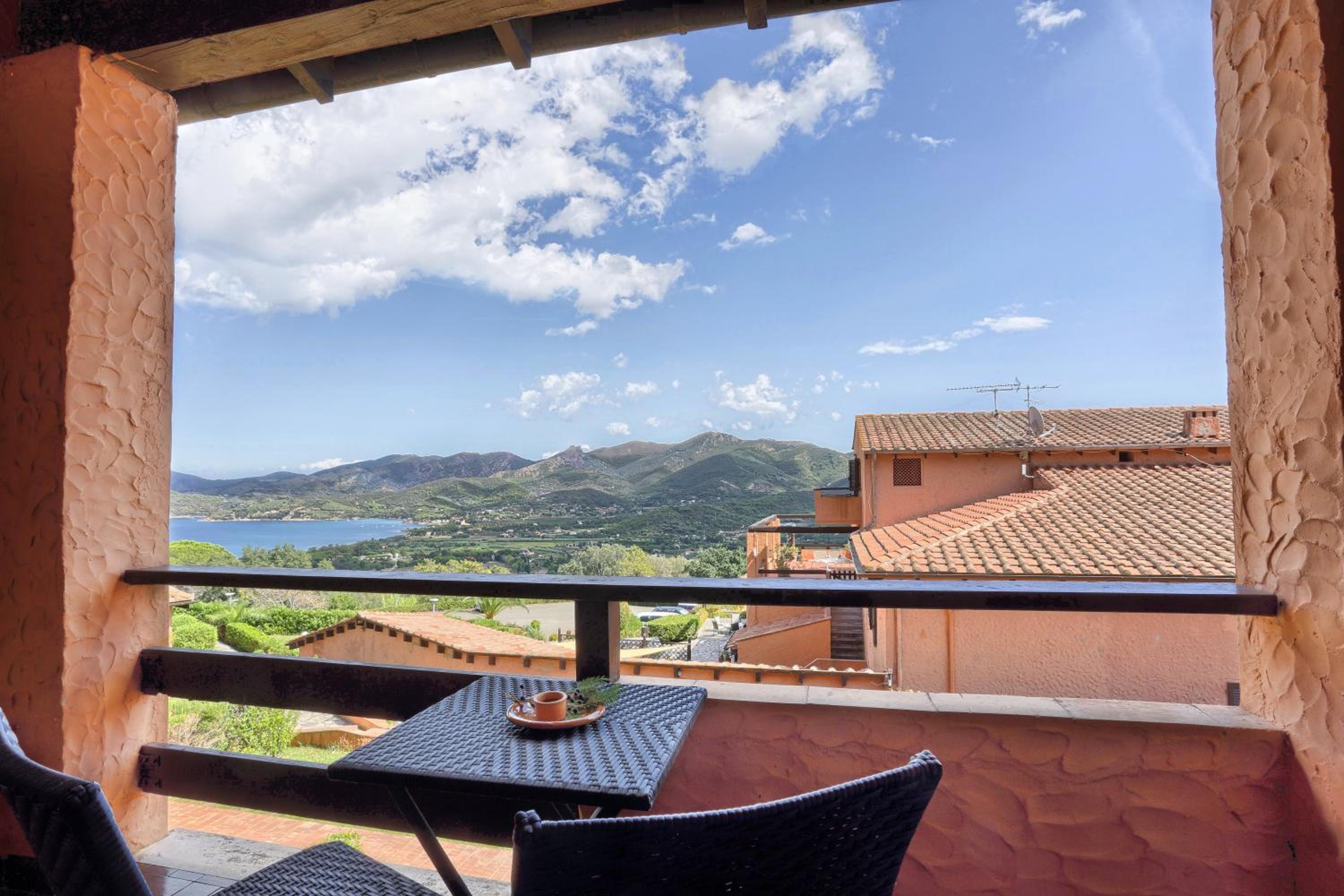 Classic Double Room with Sea View - Photo 6
