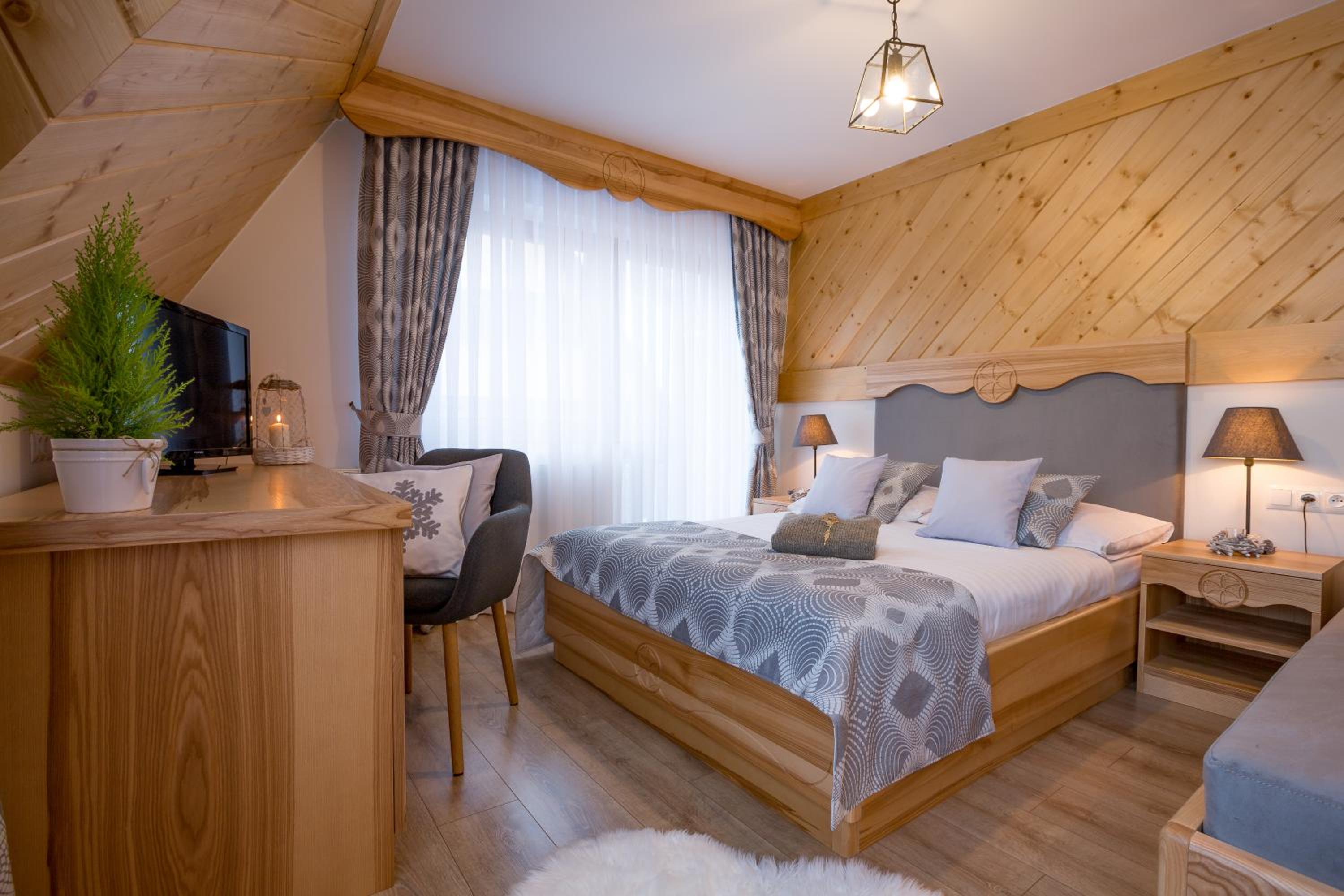Deluxe Triple Room photo 1