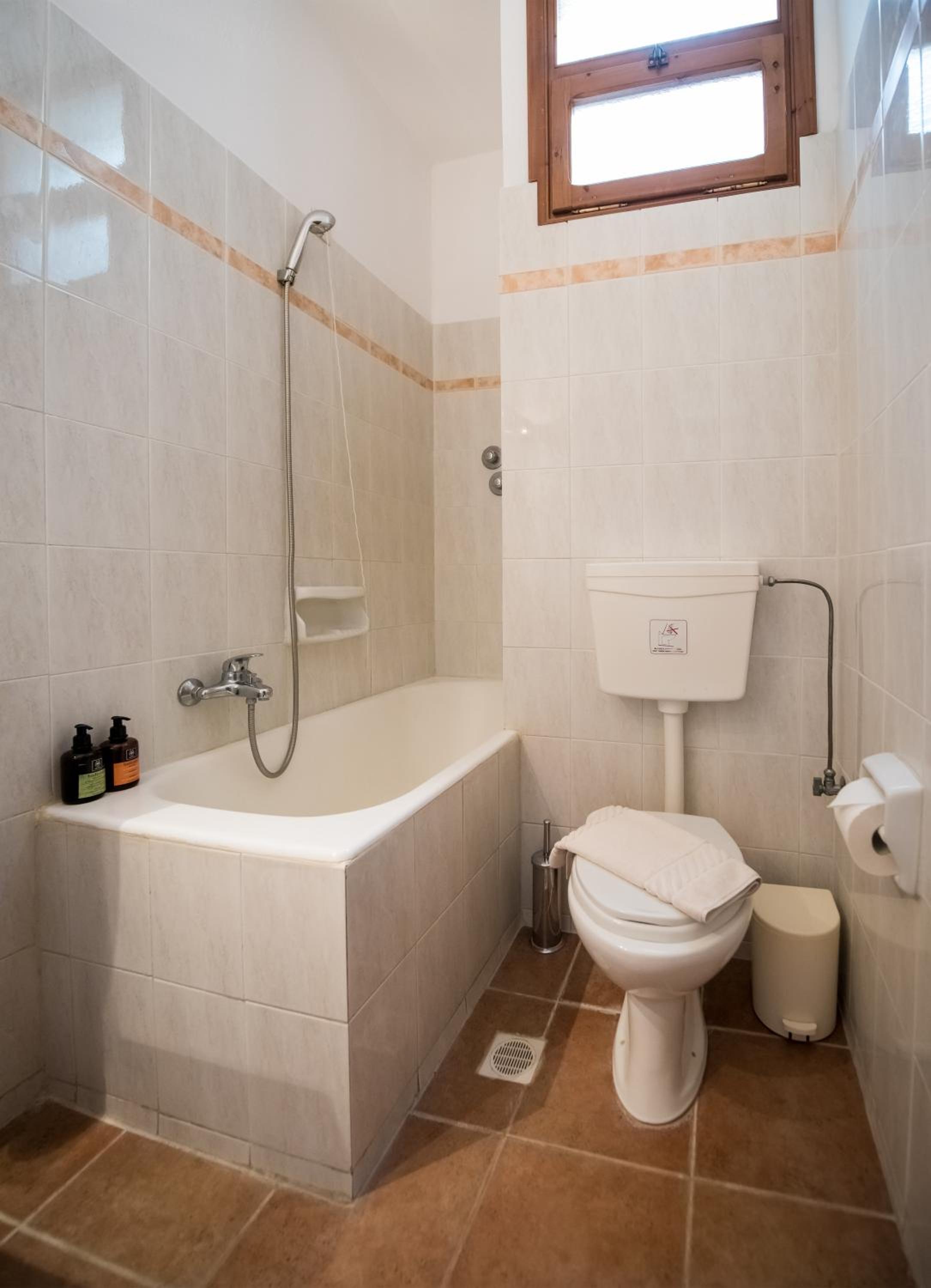 One Bedroom Apartment with Sea View photo 2