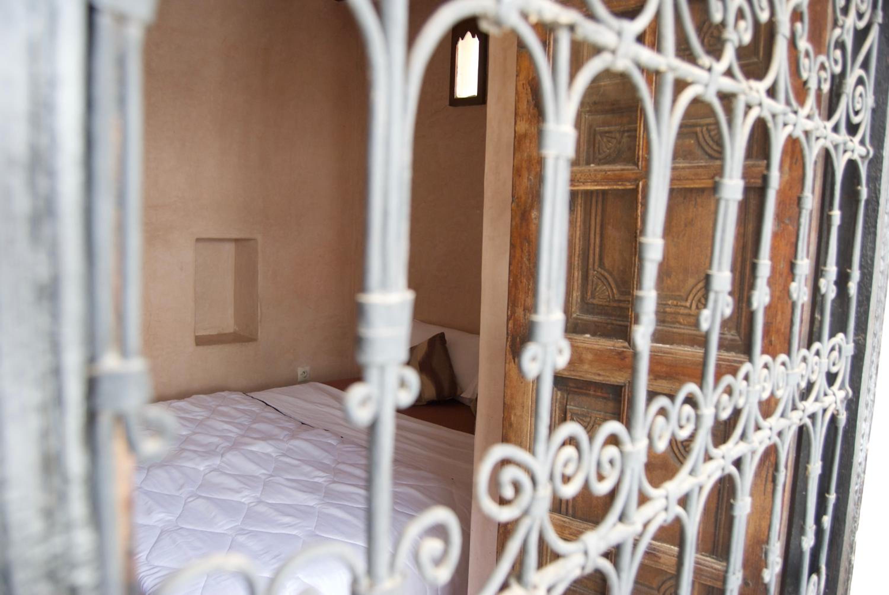 Double Room with Private Bathroom - Photo 3
