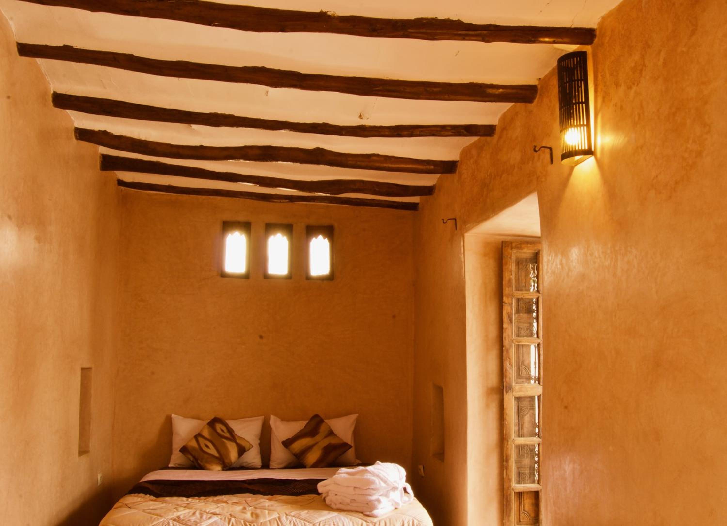 Double Room with Private Bathroom - Photo 2