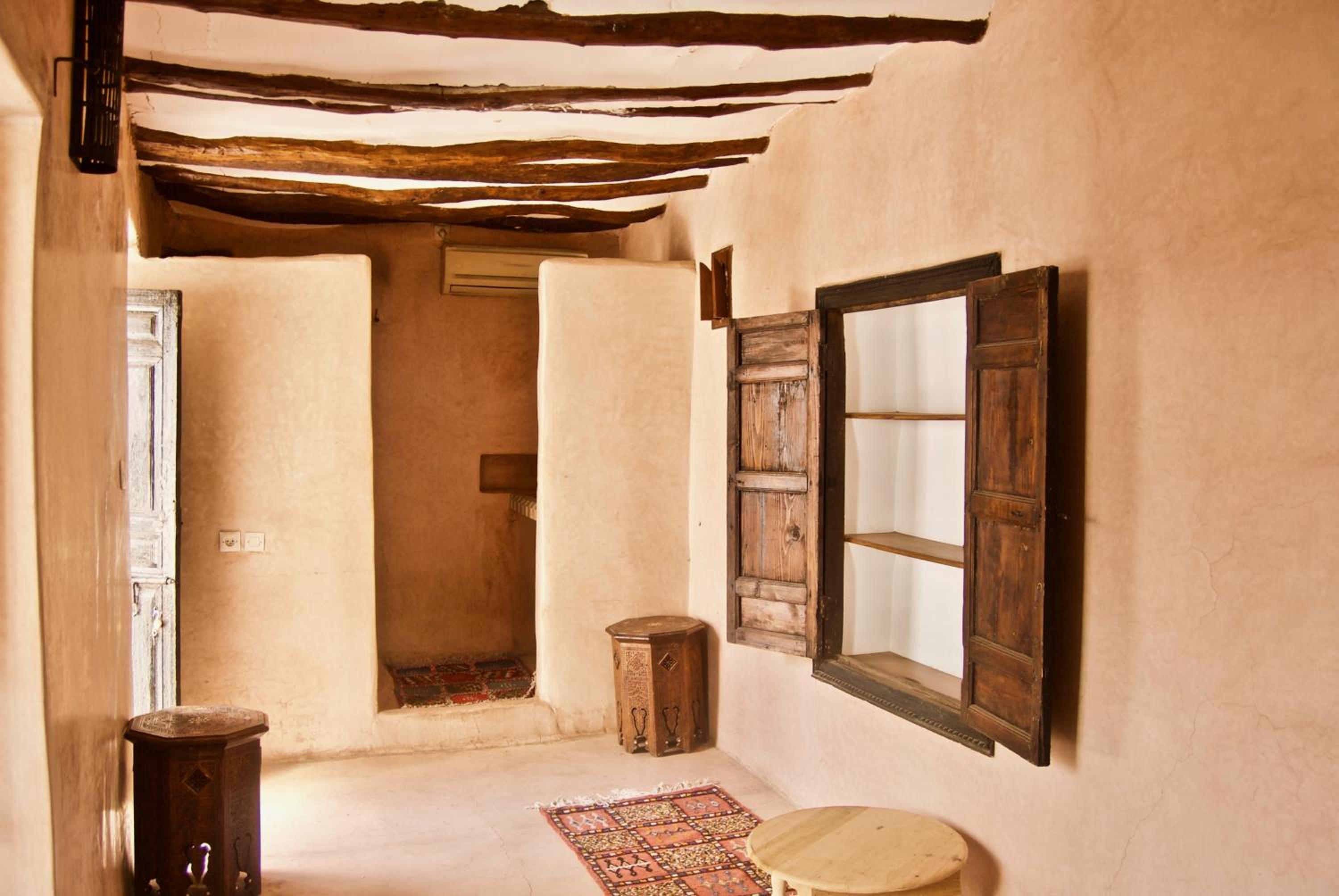 Double Room with Private Bathroom - Photo 6