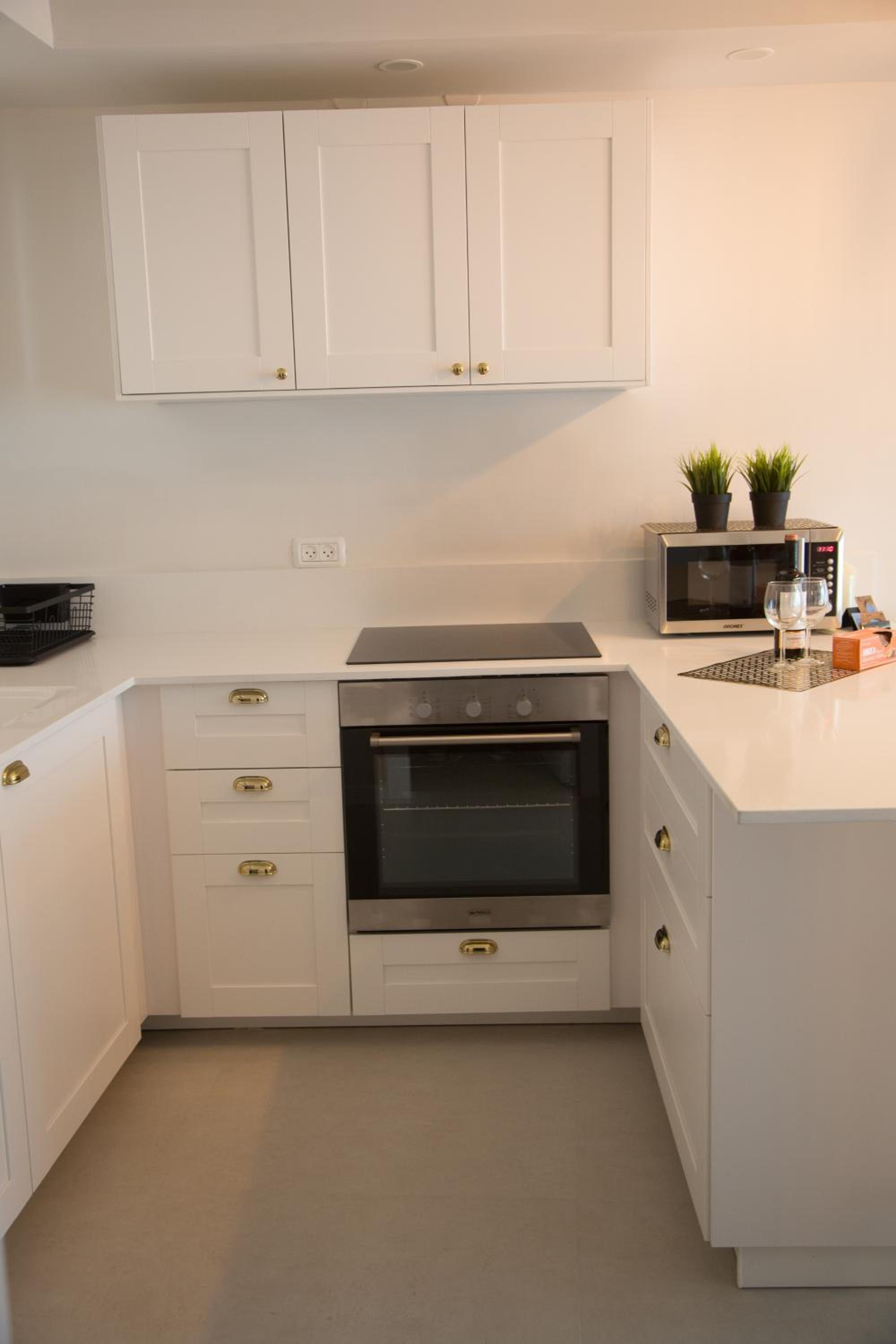 Two-Bedroom Apartment - Photo 16