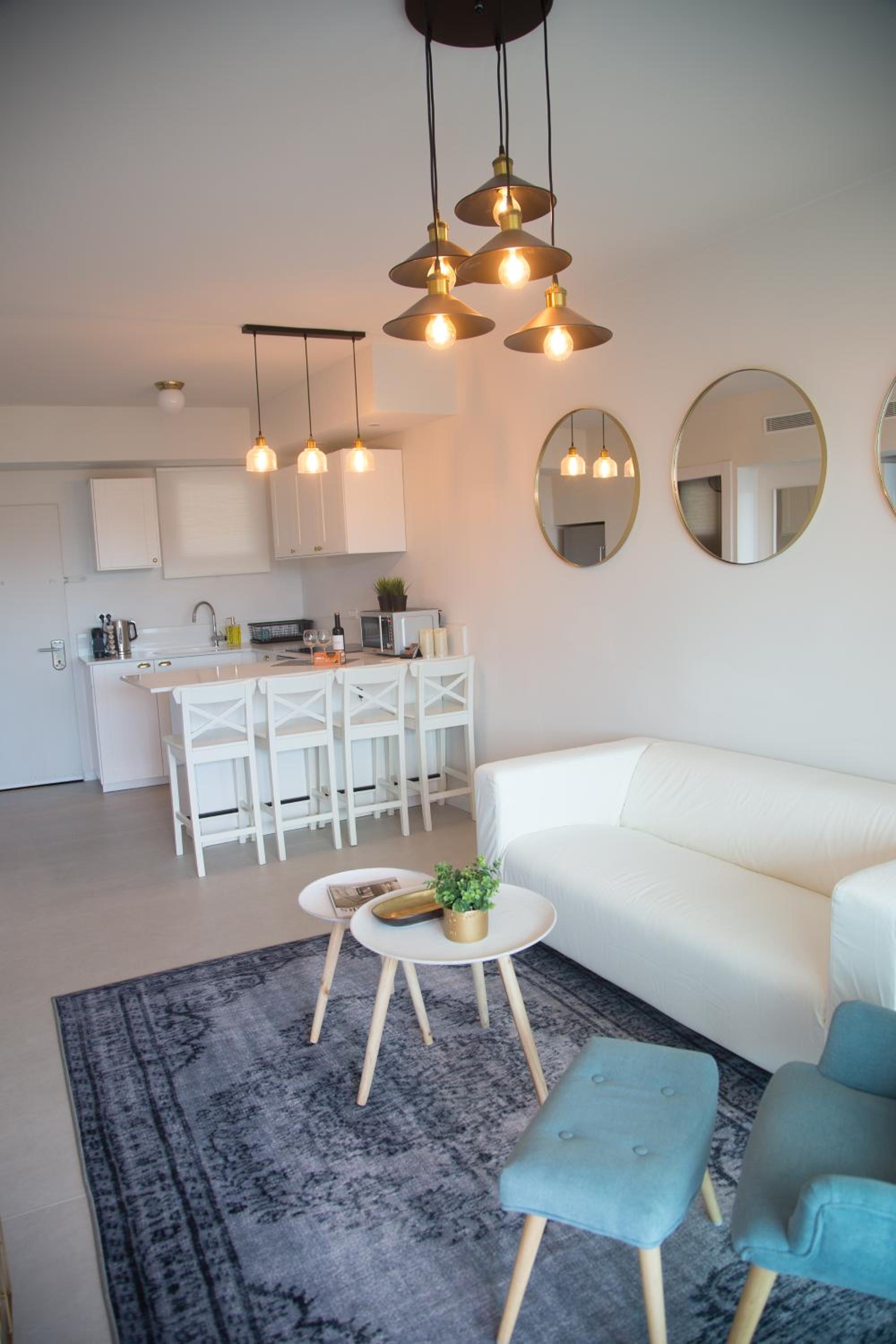 Two-Bedroom Apartment - Photo 20