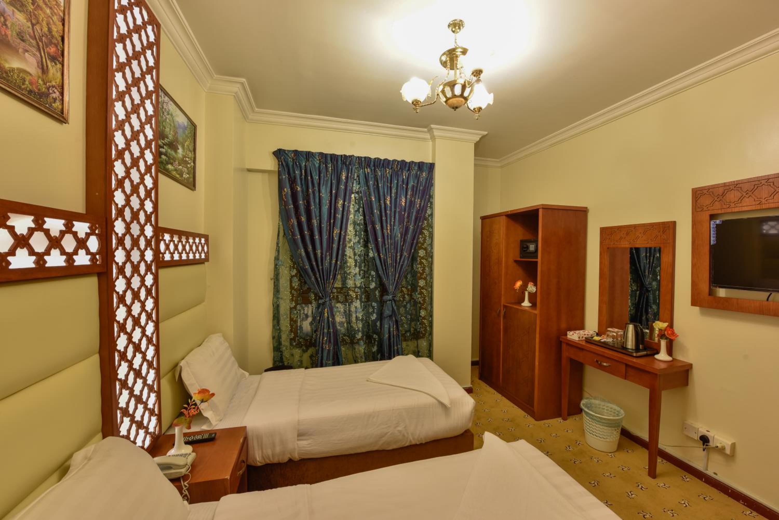 Budget Double Room photo 2