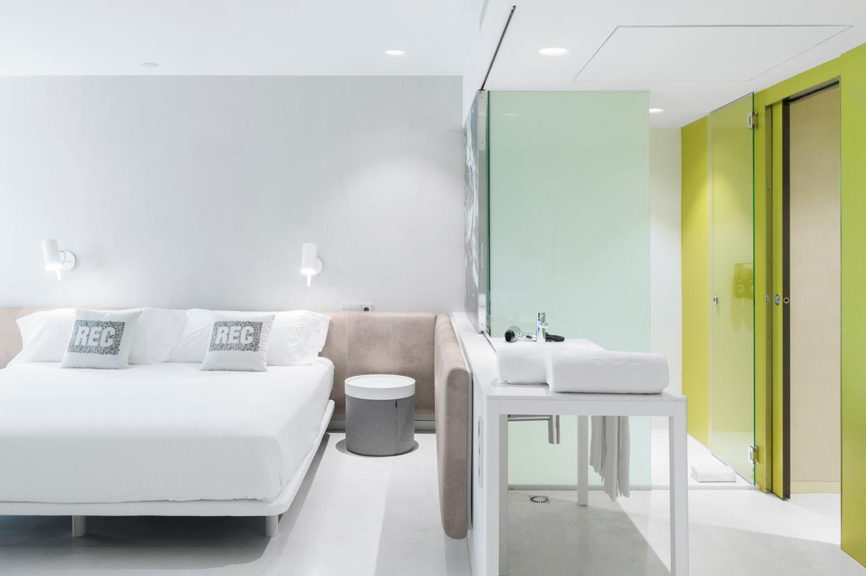Superior Deluxe Double or Twin Room 