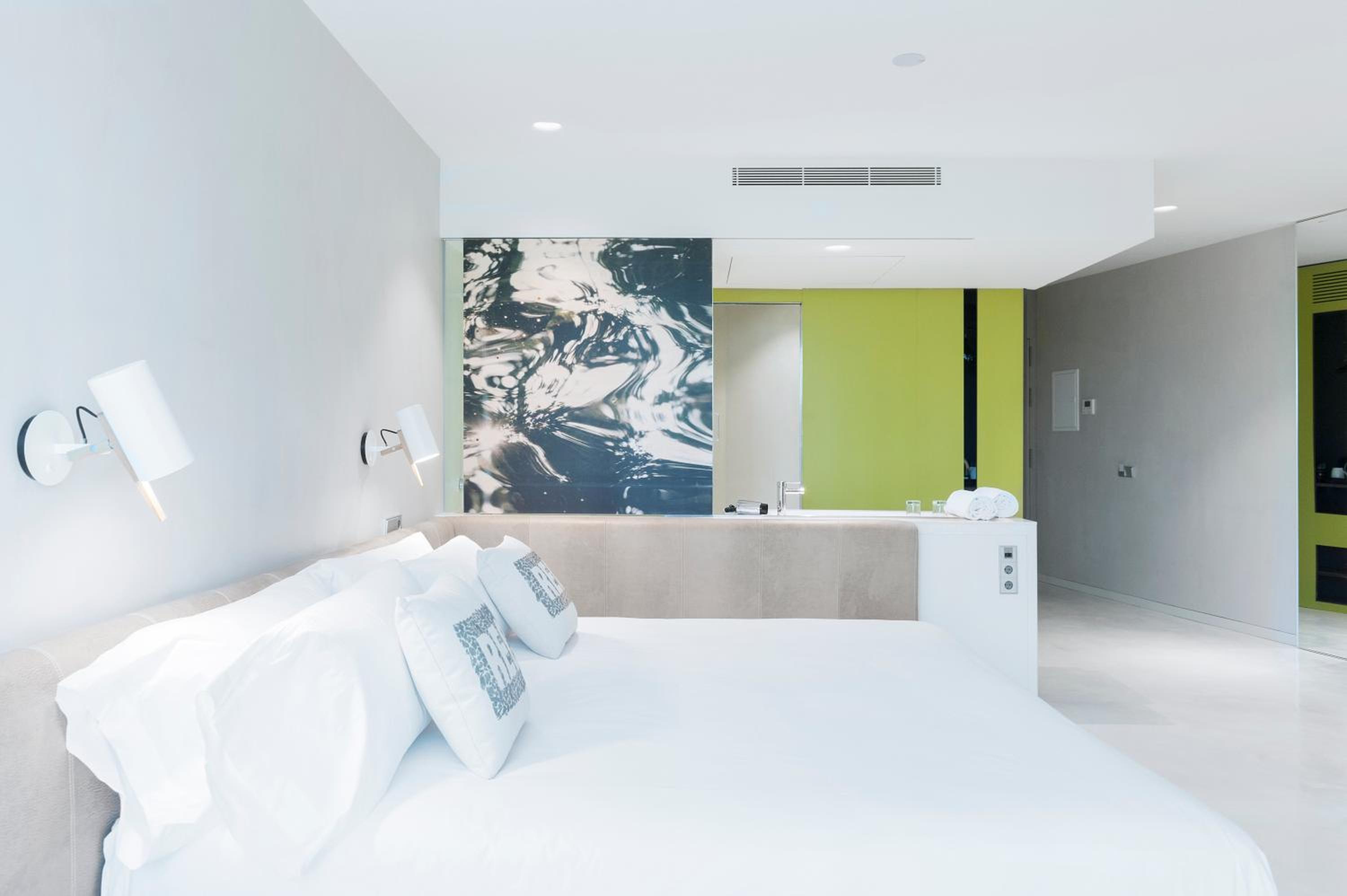 Superior Deluxe Double or Twin Room