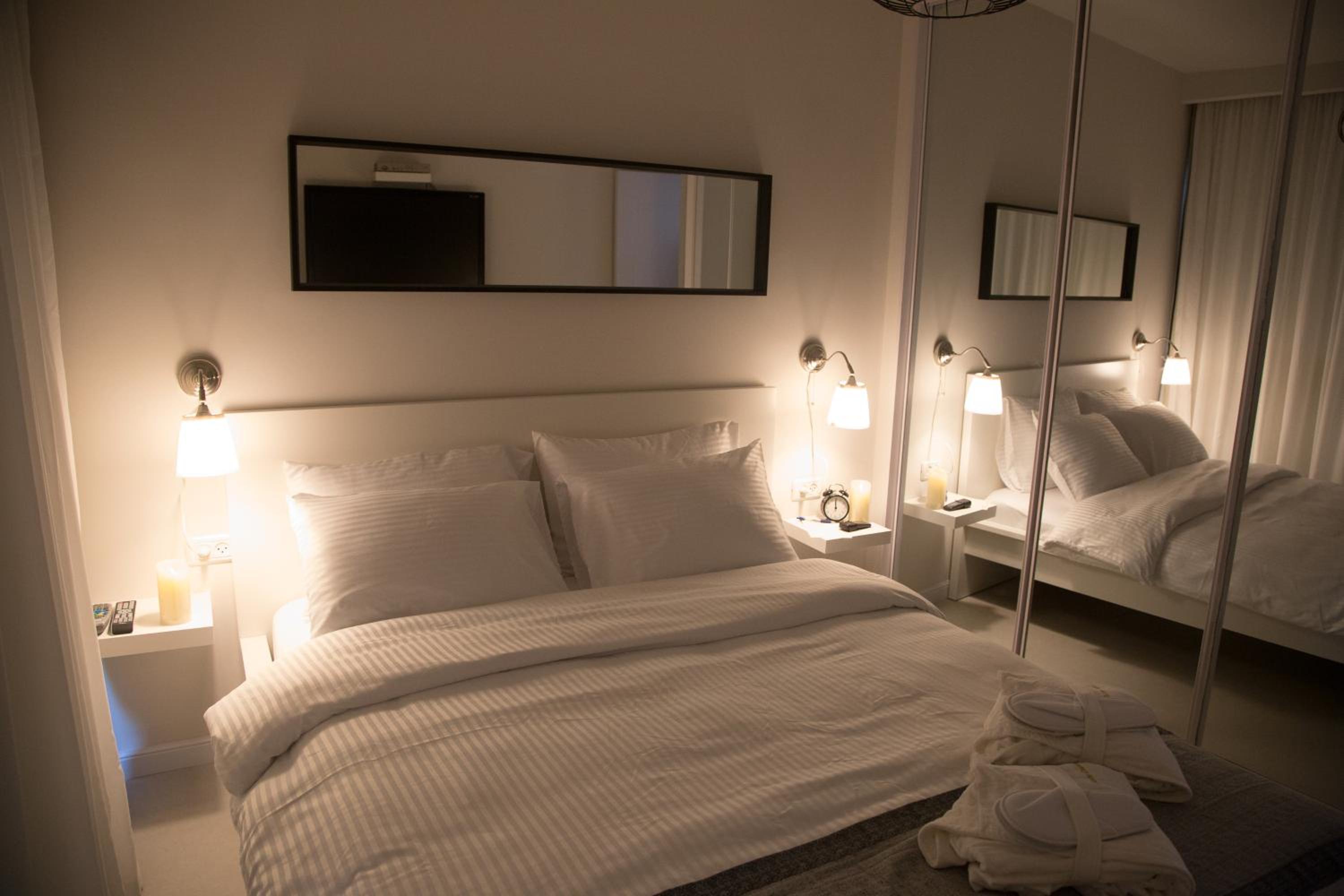 Two-Bedroom Apartment - Photo 30