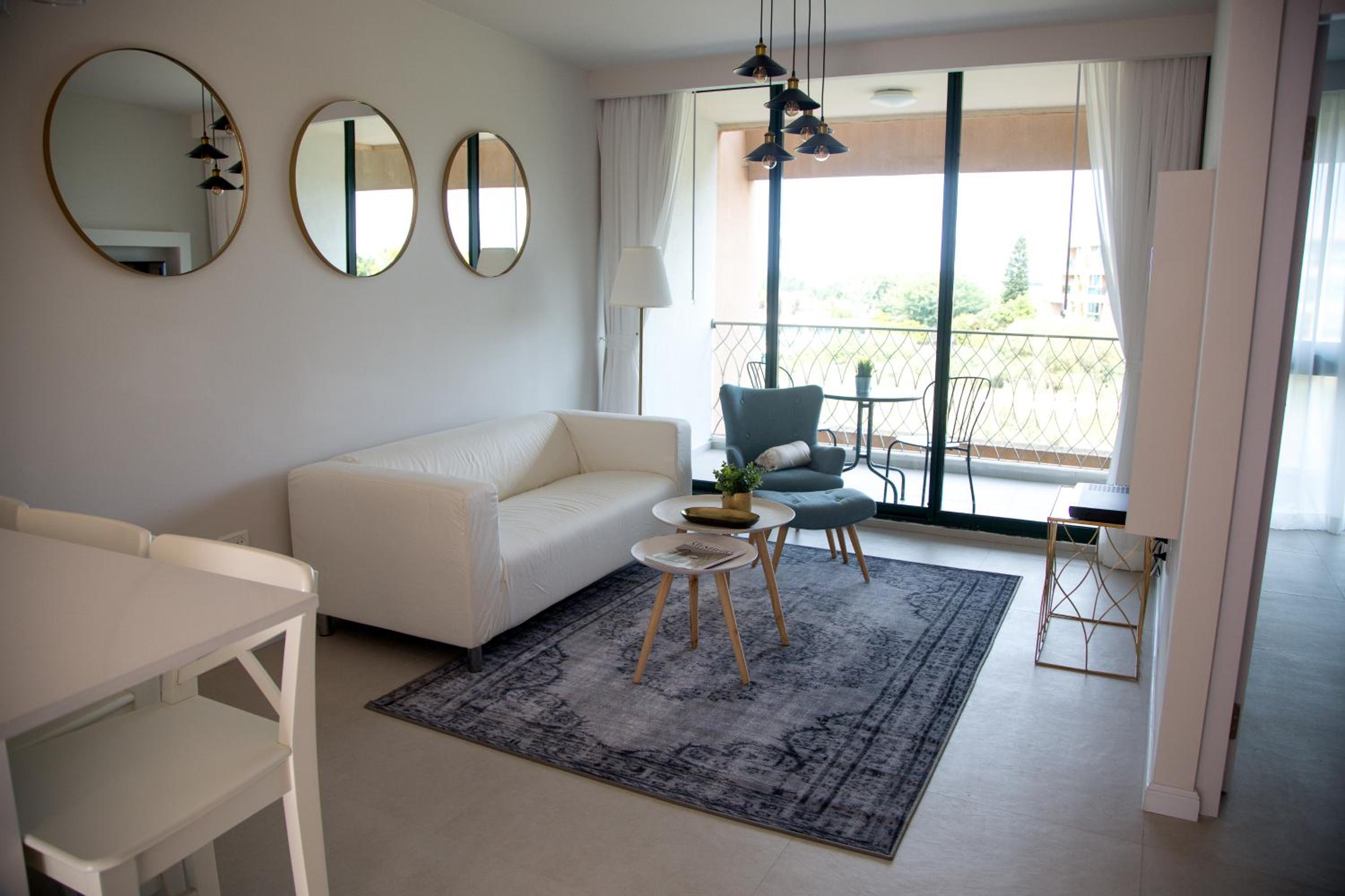 Two-Bedroom Apartment - Photo 31