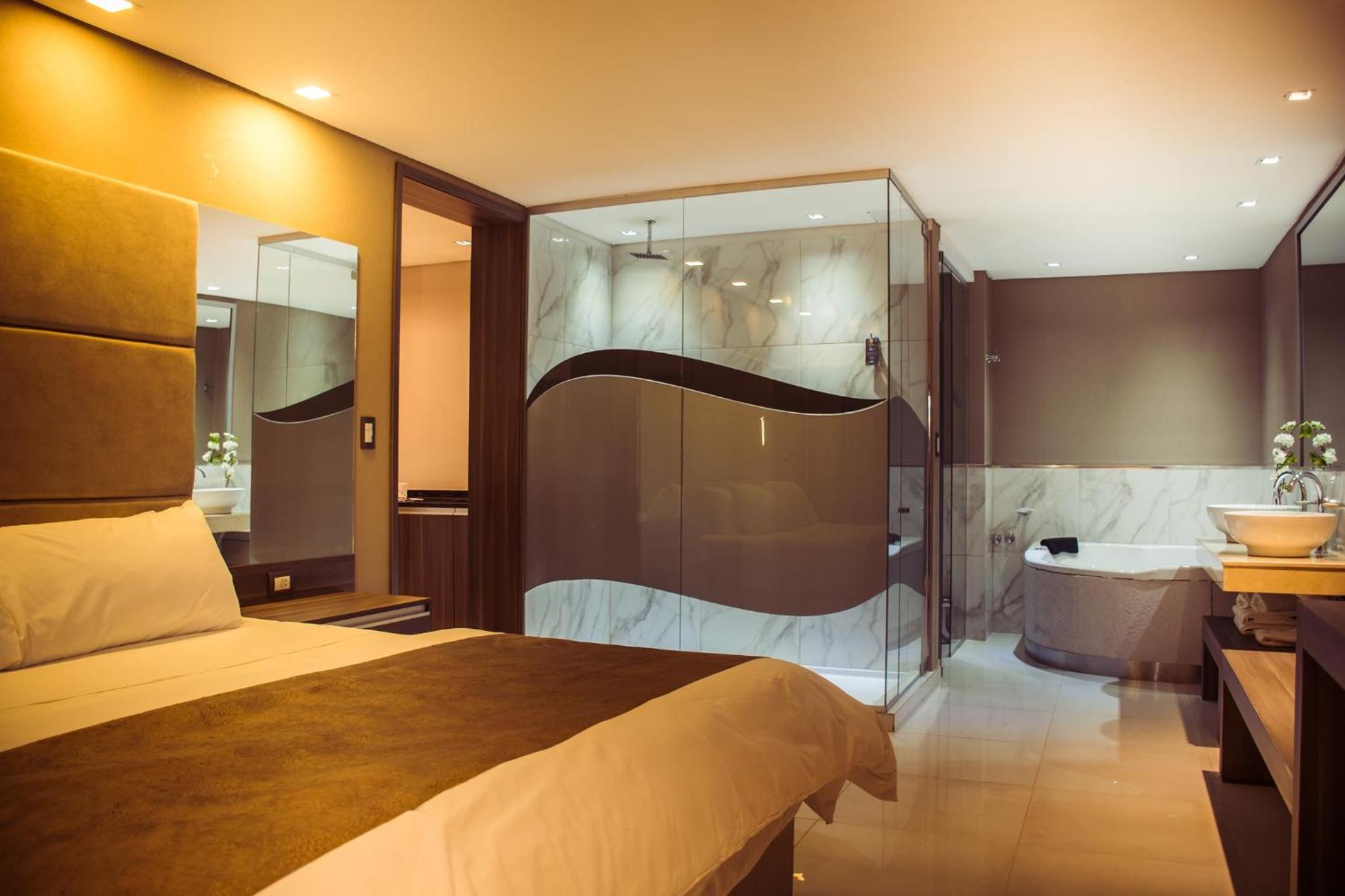 Presidential Suite photo 3