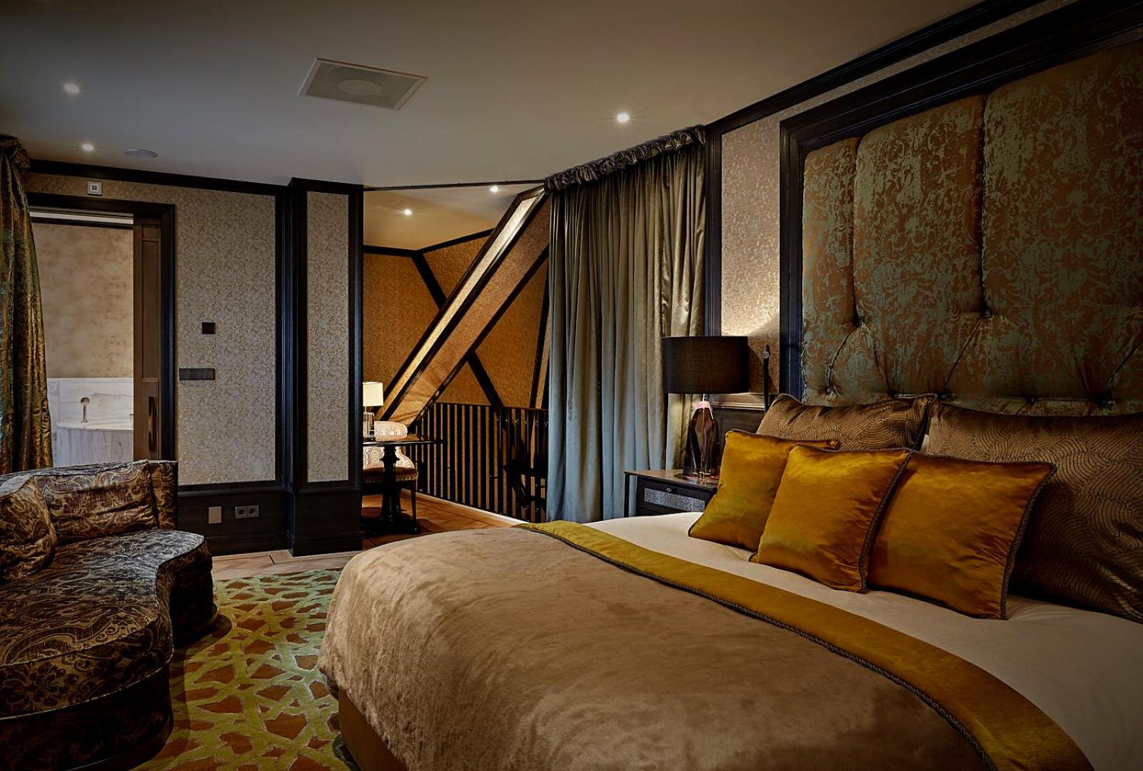 Rooftop Loft Suite