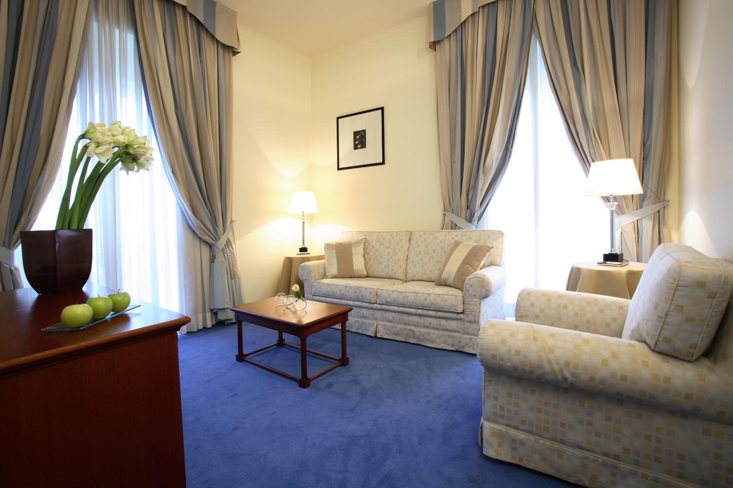 Suite thumbnail 6
